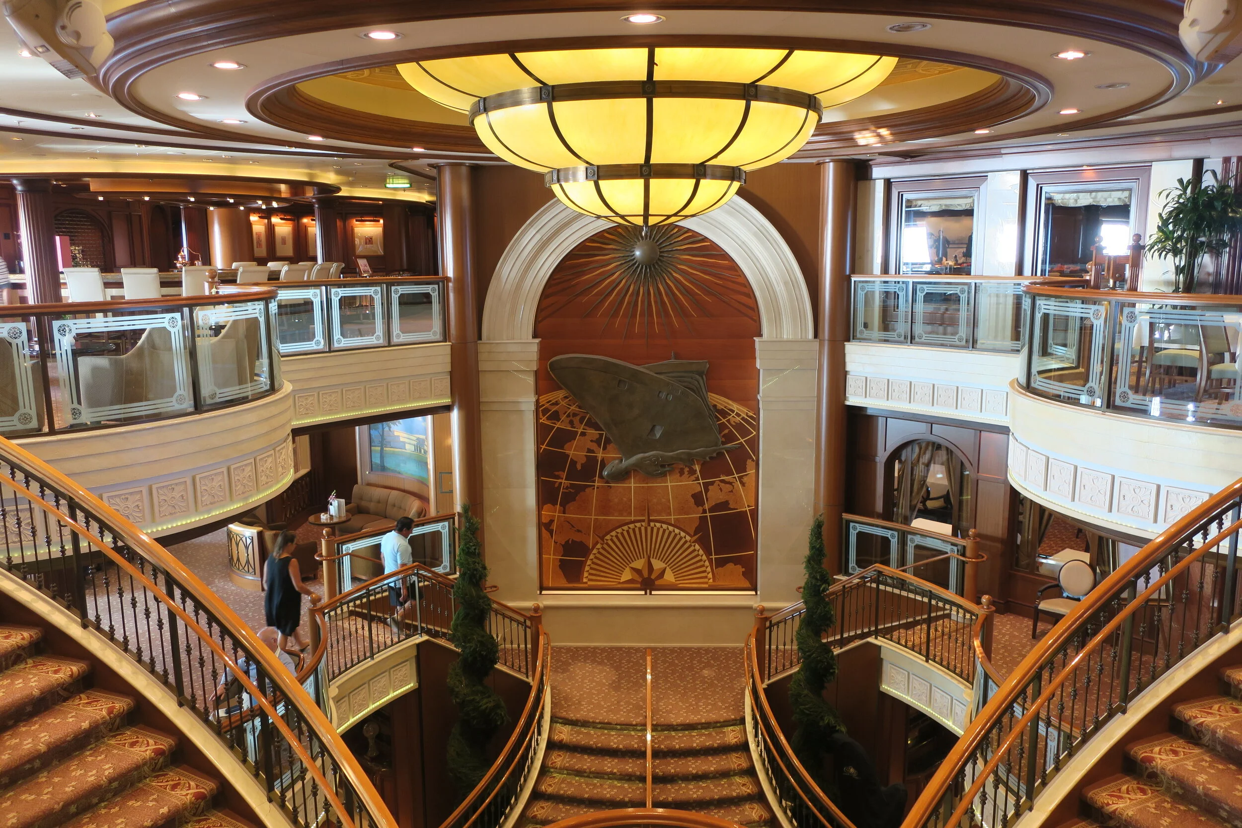 Queen Victoria Grand Lobby