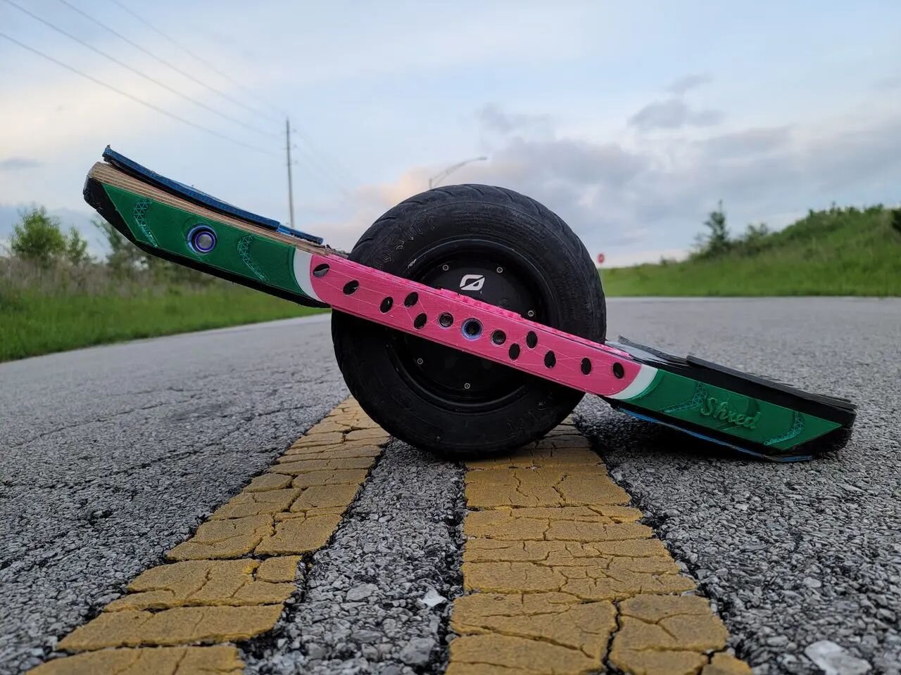 Shred Rail Guards
Watermelon --🍉-- Sugar Ride
All board models
 
#onewheel #elitecustomsow #shred #watermelon #summer #onewheelv1 #onewheelplus #onewheelxr #onewheelgt #onewheelpint #onewheelpintx #rideonewheel #customonewheel