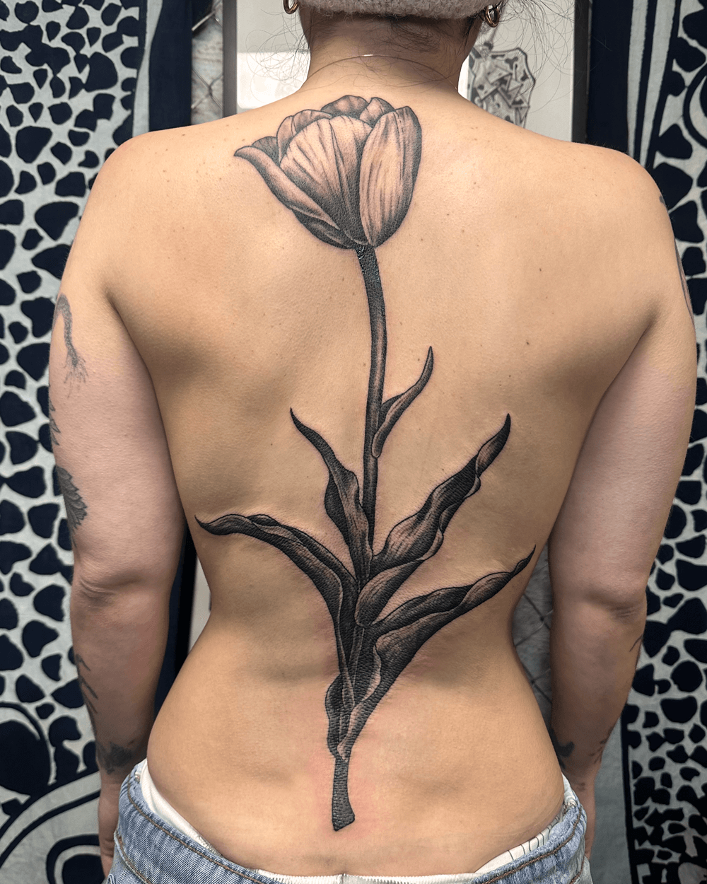 Back-Tattoo-Large-Tulip-2.png