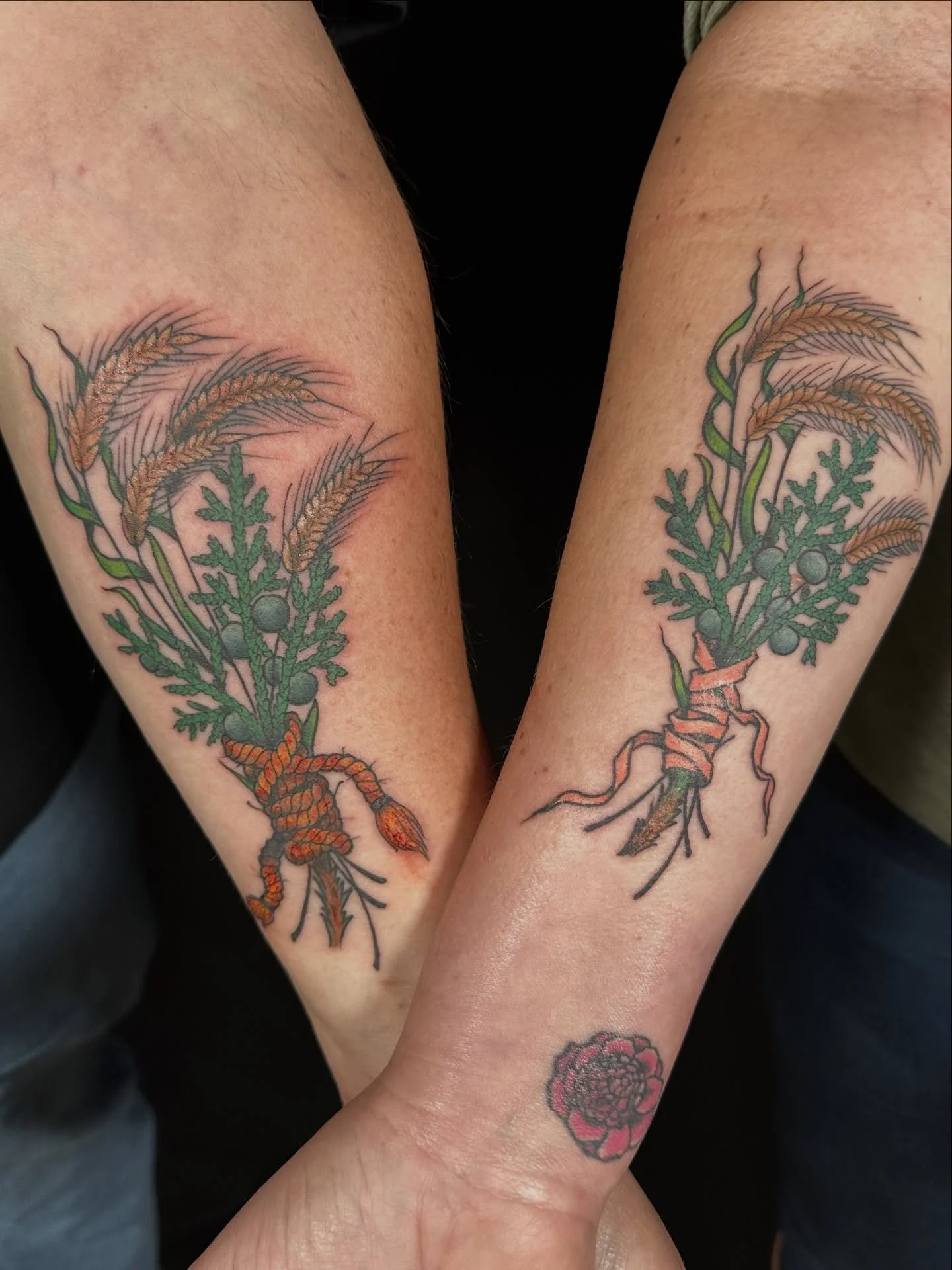 Matching tattoos! Thanks for looking.

Booking tattoos for both @greenpointtattooco in Brooklyn and @hudson_river_tattoo upstate. Call either shop or email - johnreardontattoos@gmail.com

#tattoos #matchingtattoos #naturetattoo #planttattoo