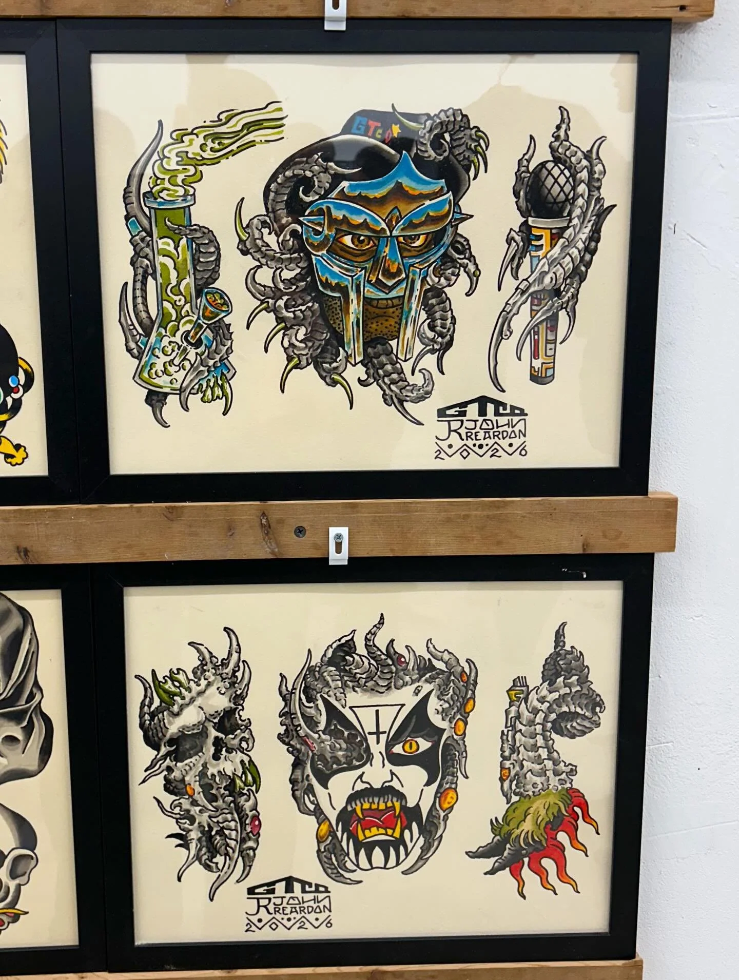 Designs available to tattoo. To book, call @greenpointtattooco or send me an email - johnreardontattoos@gmail.com. 

#tattoos #tattooflash #greenpointers #tattooartists #brooklyntattoo