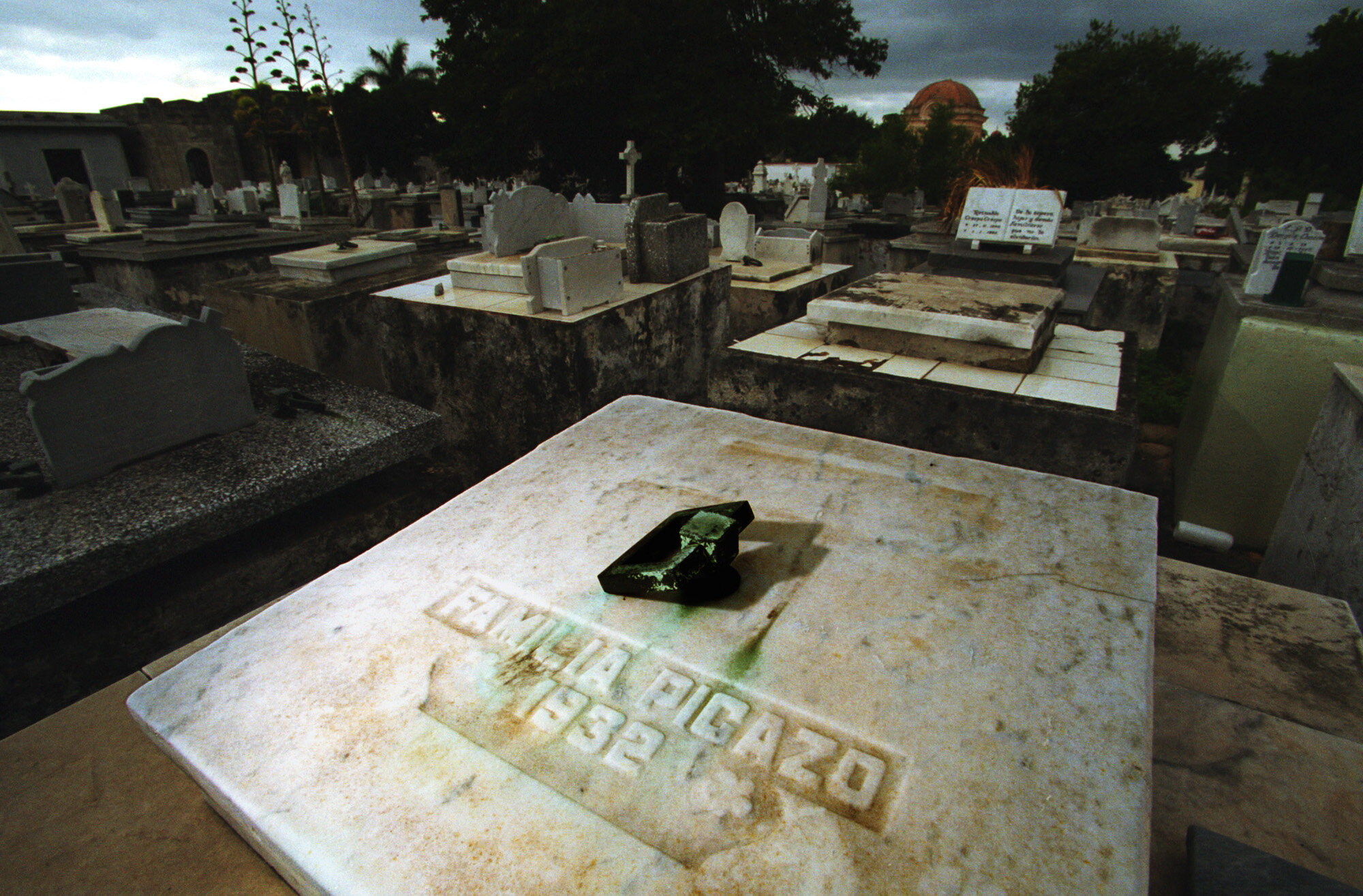  A tomb of a member of the Picasso family (though wrongly spelled upon engraving) at the Colon cemetery in Havana. 