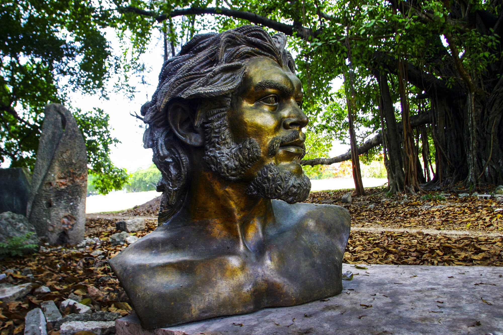  A bronce bust of Che Guevara at the ISA, Instituo Superior de Arte, Havana's art university, 2004. 