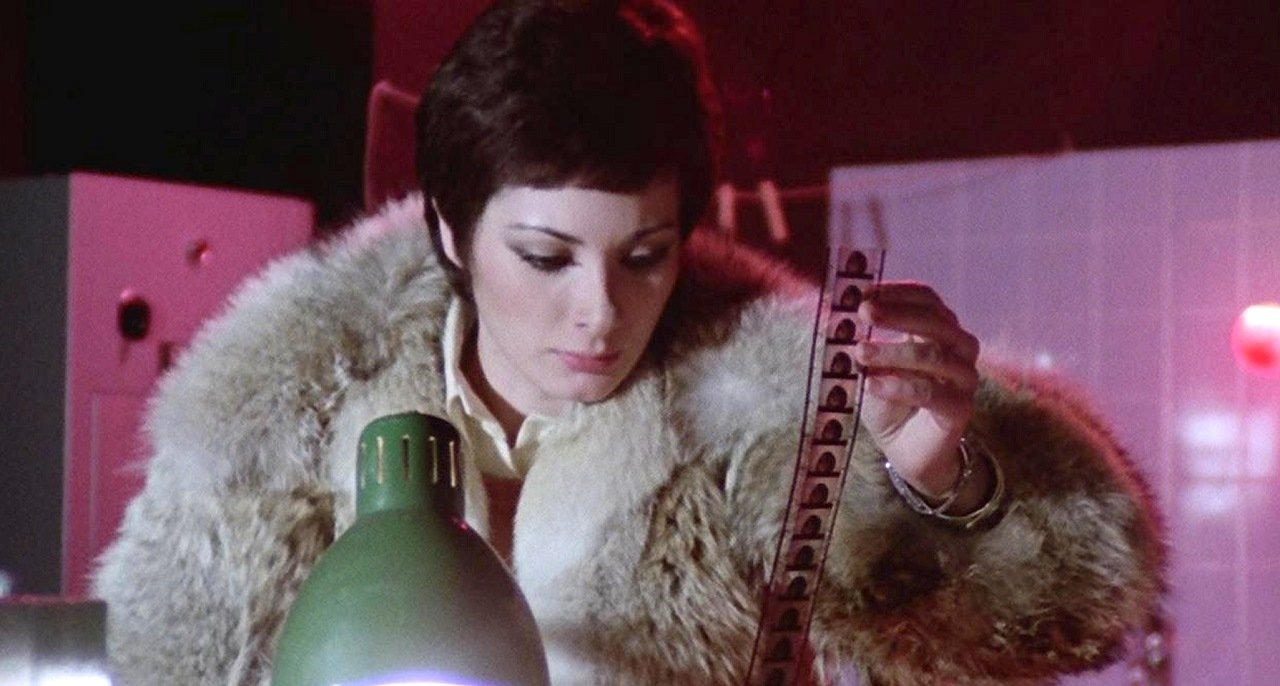 StripNudeForYourKiller 07.jpg