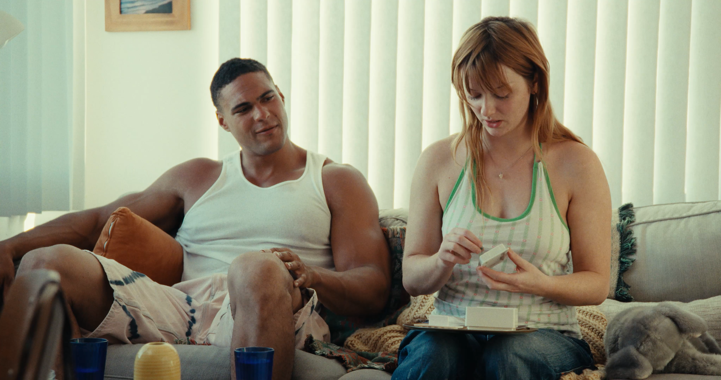 Muscle Beach_Press Still_05.png