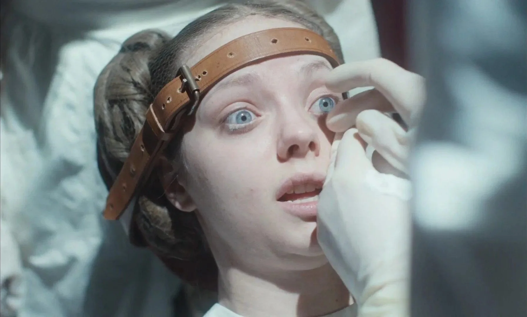 The Ugly Stepsister 03.jpeg
