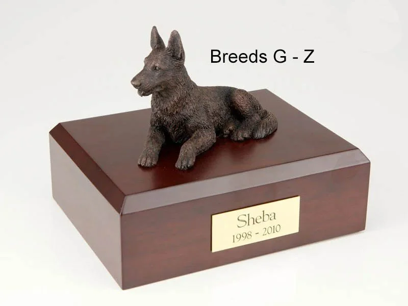 0428-431-german-shepherd-urn.jpg