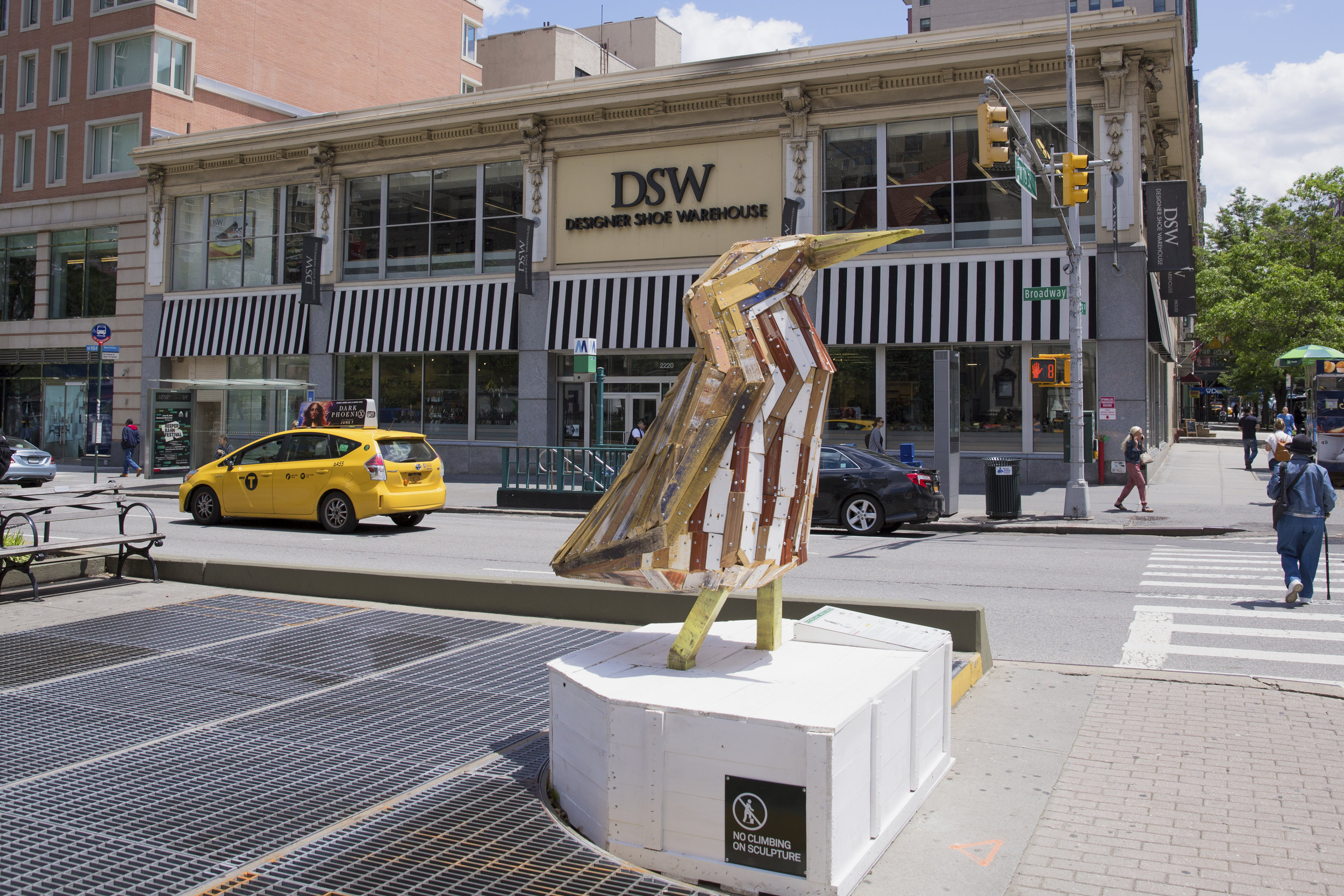 dsw 79th street and broadway