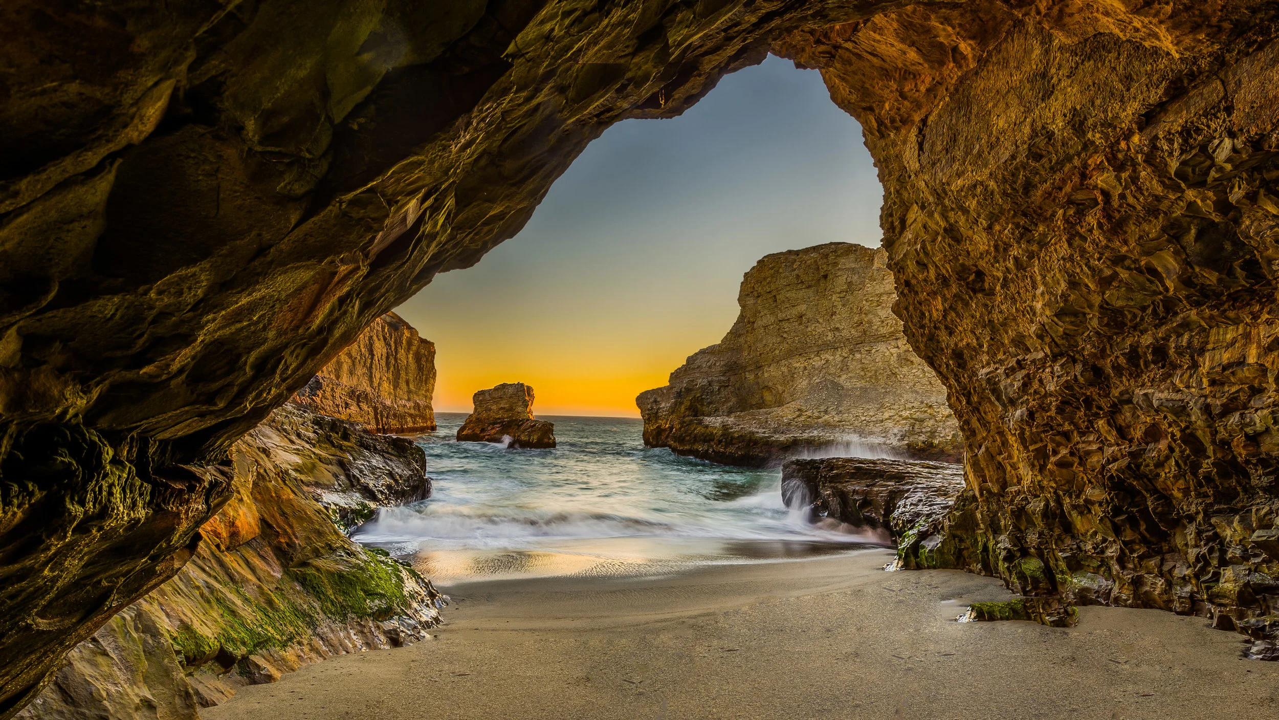 San Francisco, A Friendly Gathering: Shark Fin Cove Part I