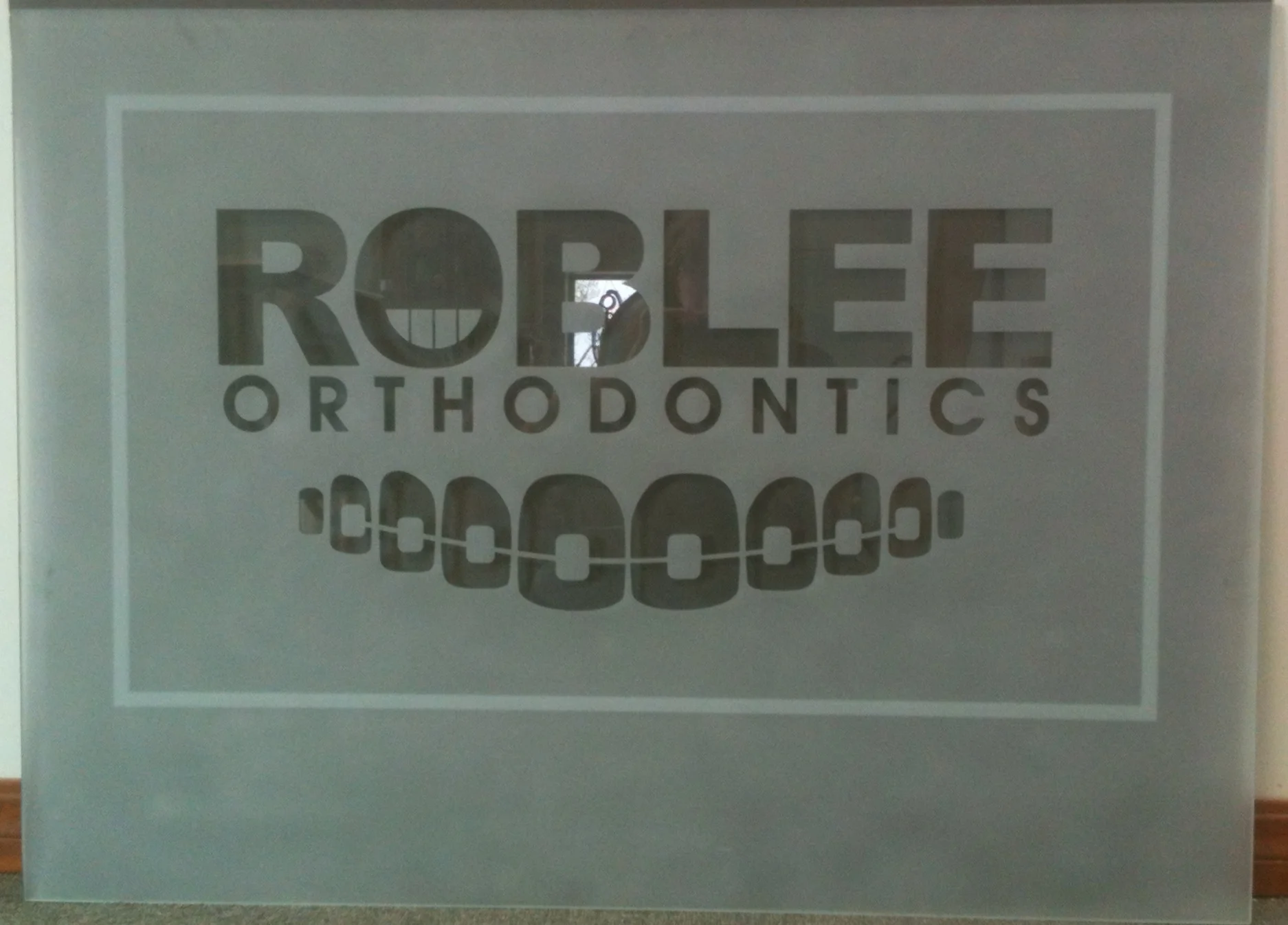 Roblee Sign.jpg