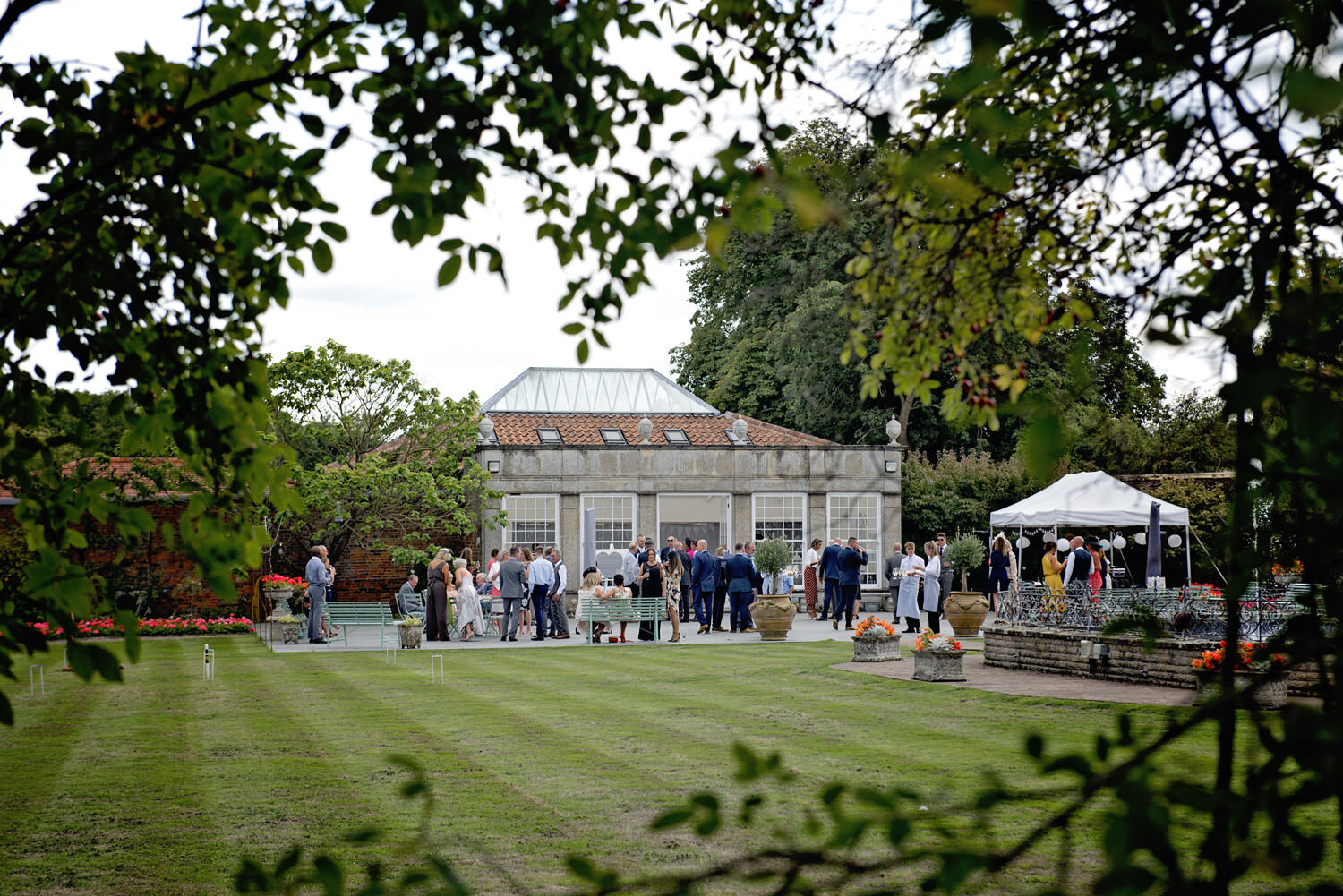 wedding photos at Irnham Hall (46).jpg