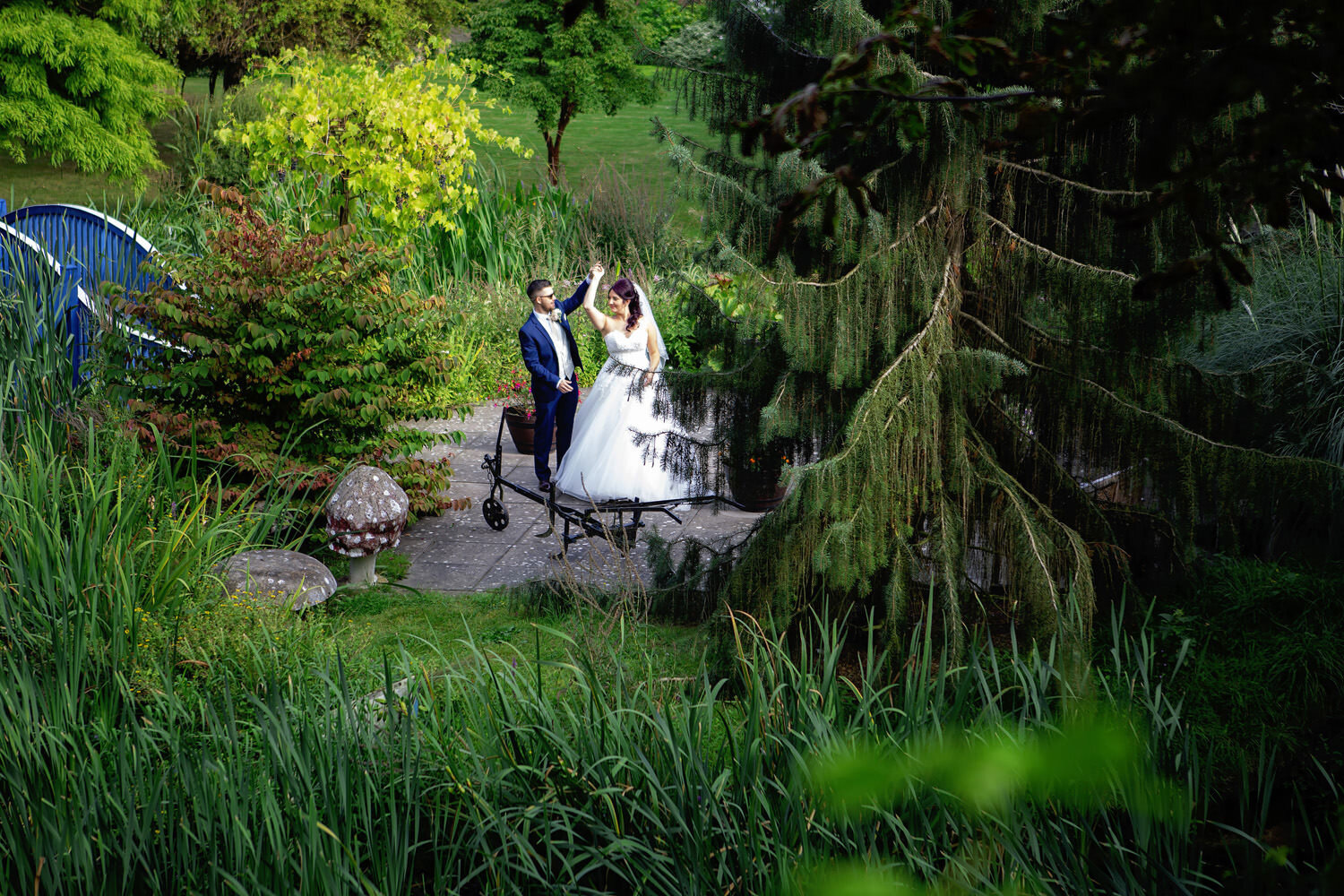 Flaxbourne Gardens Wedding Photos (52).jpg