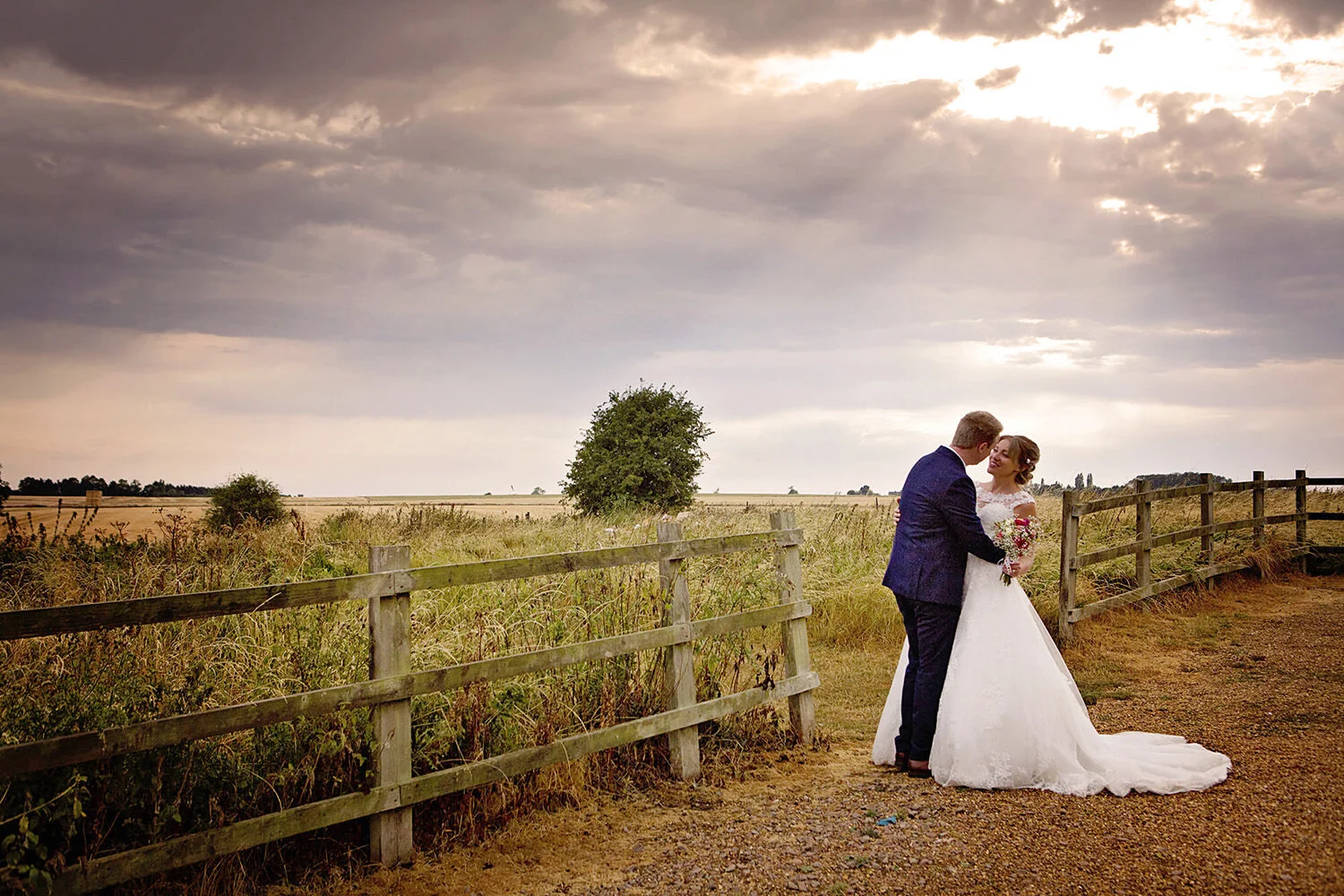 Wedding photos Sibson Inn - Wedding and family photographers ...