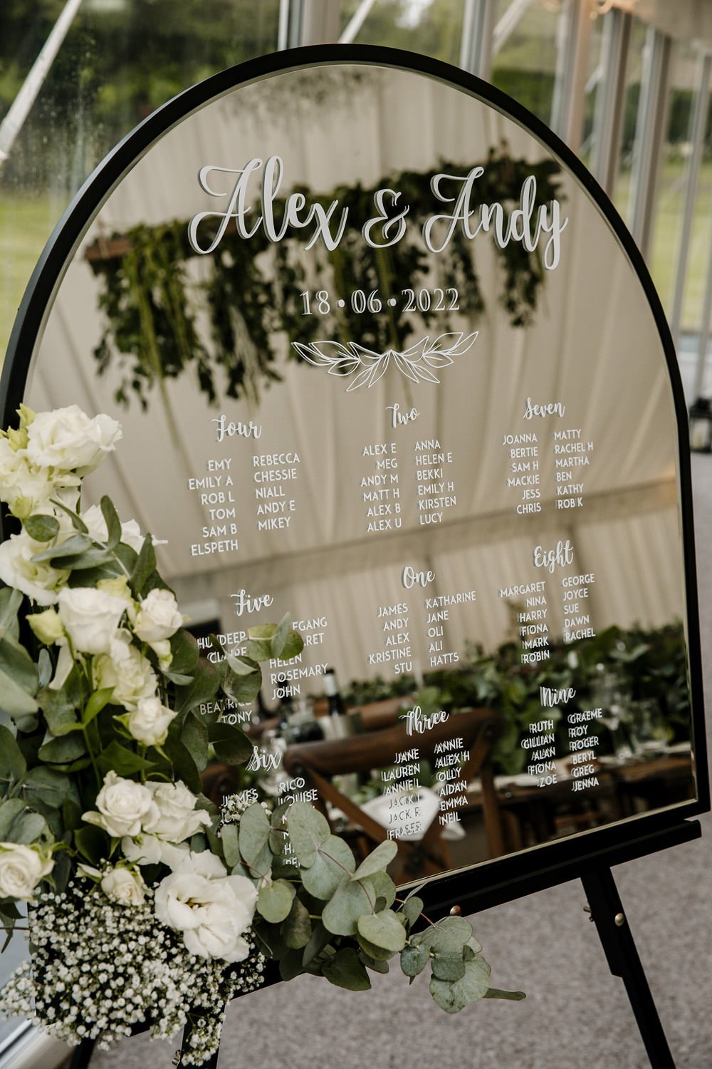 Glass wedding table plan