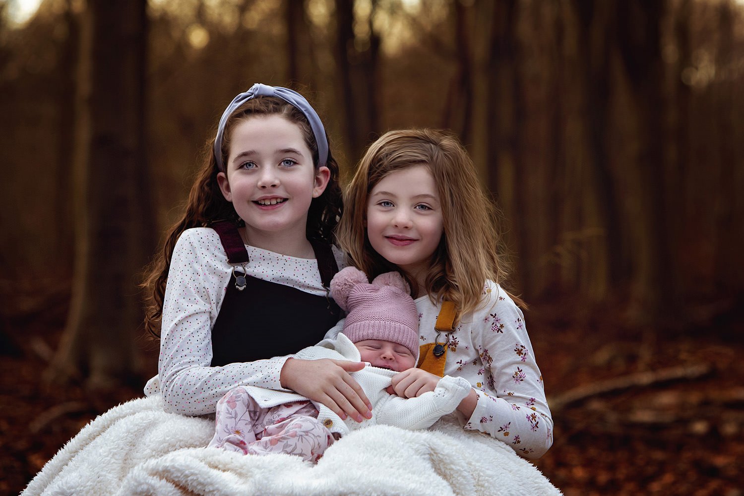 Baby and family photoshoot in winter