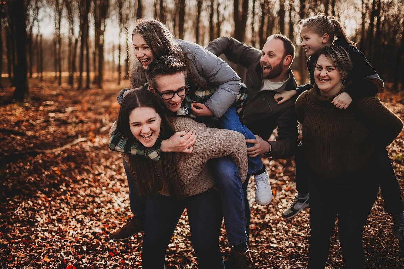 The Malachowski family dispelled the moody teenager myth on their photoshoot last month as they romped, hugged and giggled their way through the woods. 
I seem to to be doing more and more of these &lsquo;empty nest photoshoots&rsquo; where parents w