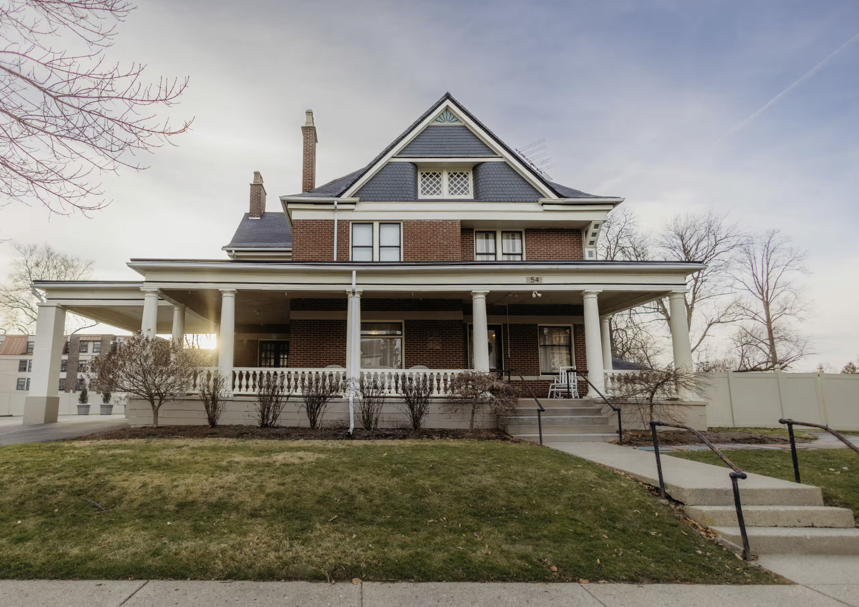 Richmond, IN, 5 BR, 7beds, 3 1/2 baths, $1013 total, $202 each for 5, $169 for 6