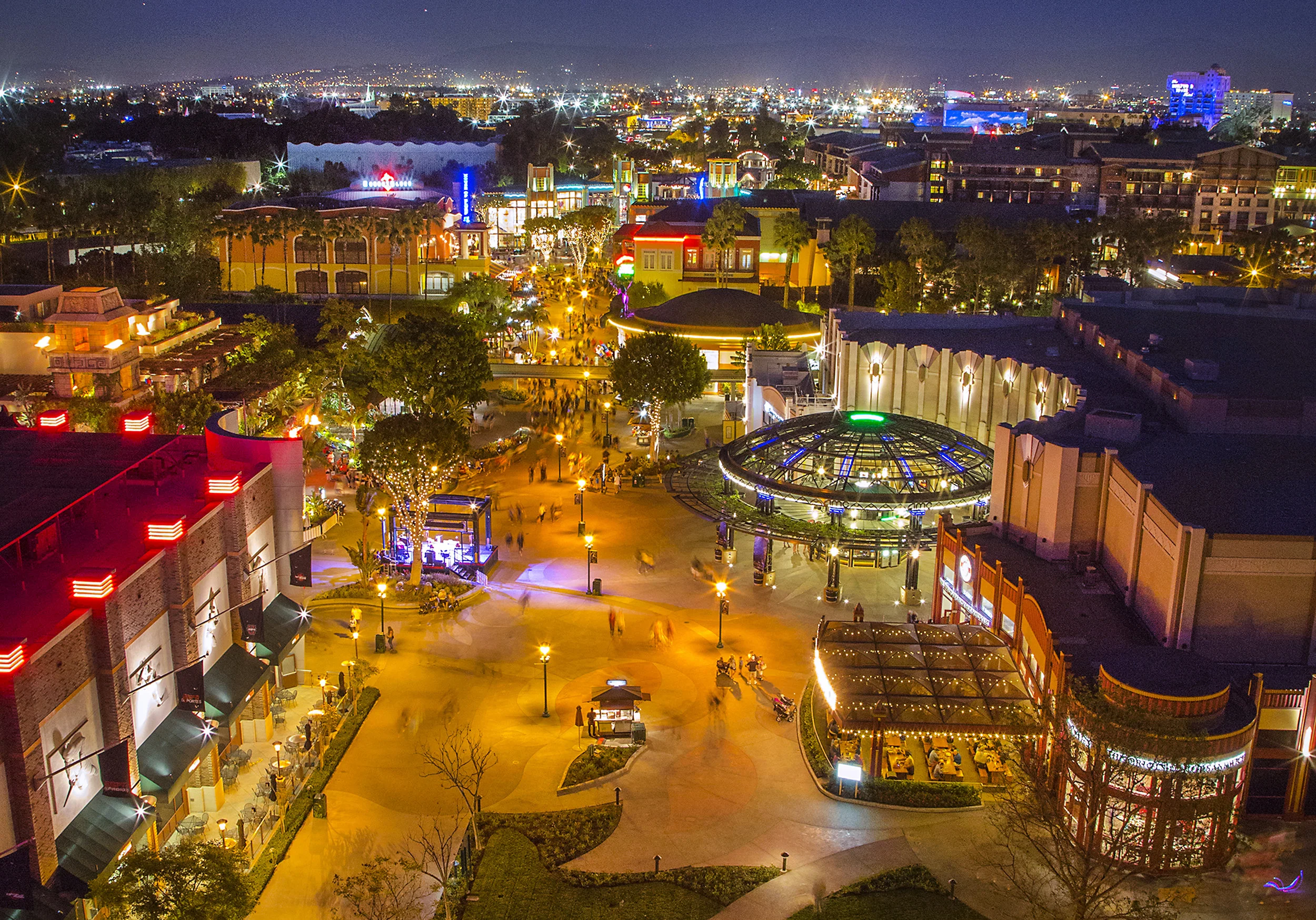 taste-of-downtown-disney-paul-hiffmeyerdisneyland.jpg