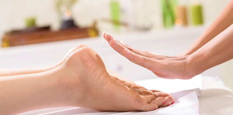 reflexology-foot-massage.jpg