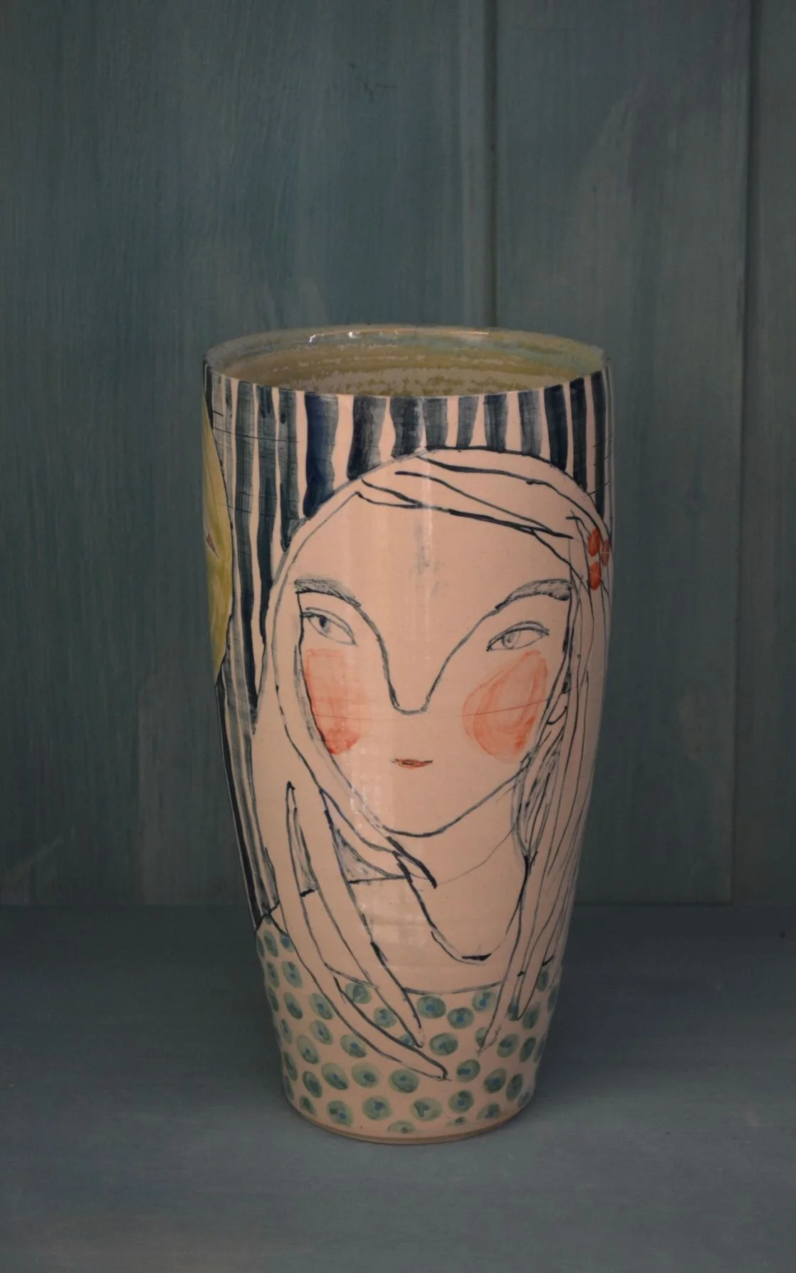 mädchenvase netz.jpeg