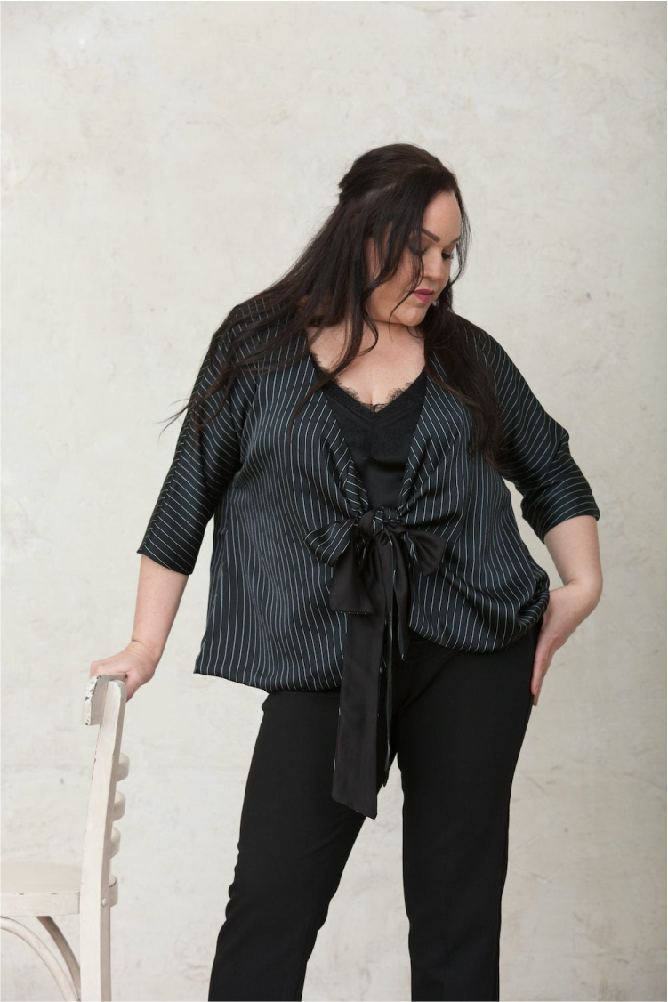 Camiseta talla grande básica negra | Ropa plus size, camisetas tallas  grandes
