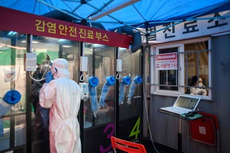 Seoul Hospital introduces 'phone booth' COVID testing facilities