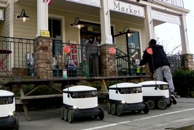 San Francisco based Starship delivery robots are used to deliver products to people in lockdown in Washington