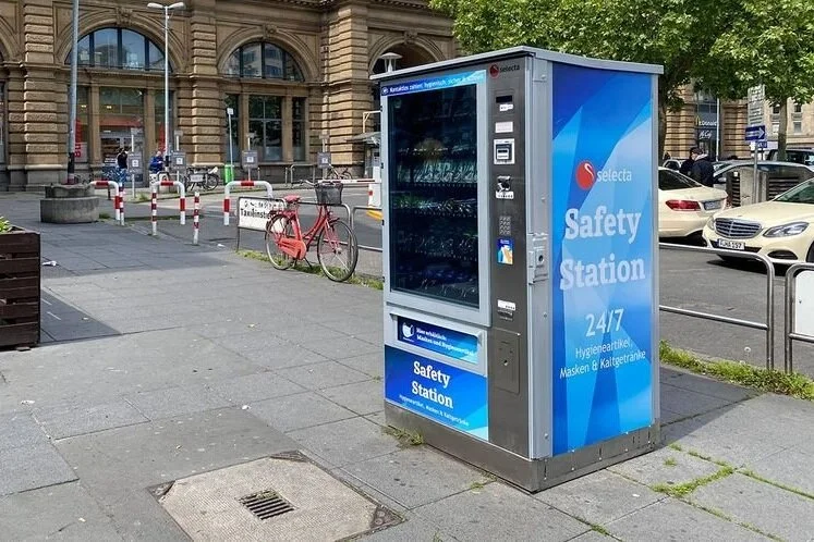 Selecta's vending machine initiative 'Safety Stations' provides essential protective gear