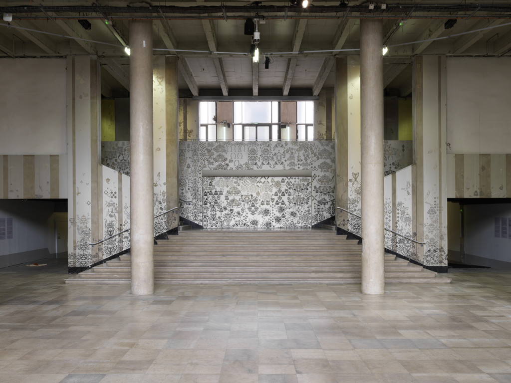 Hannah Bertram’s installation. Palais de Tokyo.