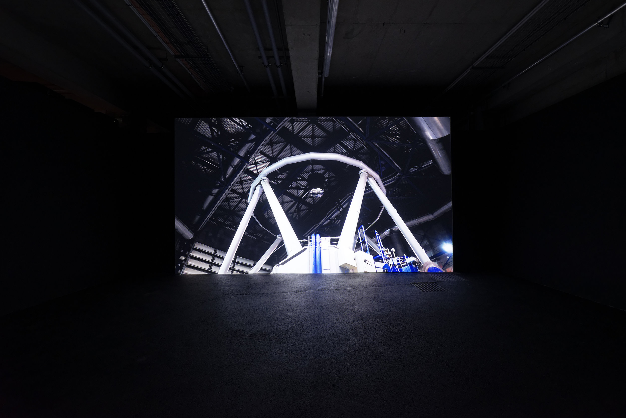 Angelika Markul’s exhibition “Terre de départ”. Palais de Tokyo.
