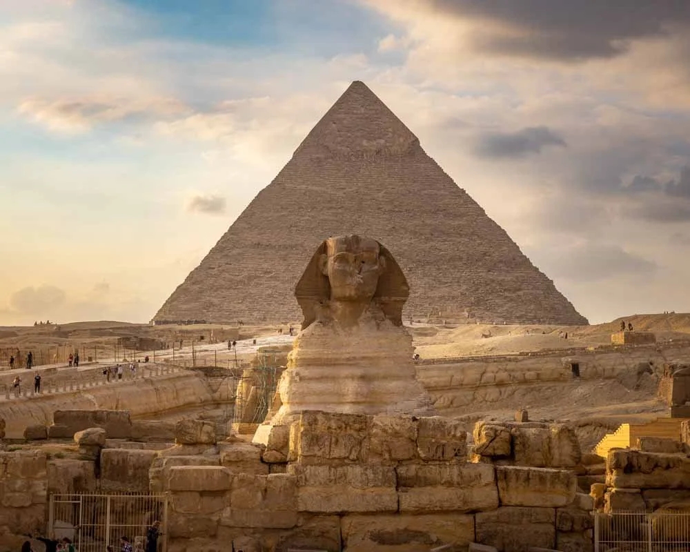 The Great Sphinx; built by Djedefre or Khafre? Plus intrigue, murder ...