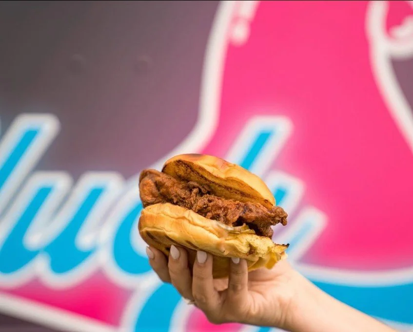 Cluck truck.jpg