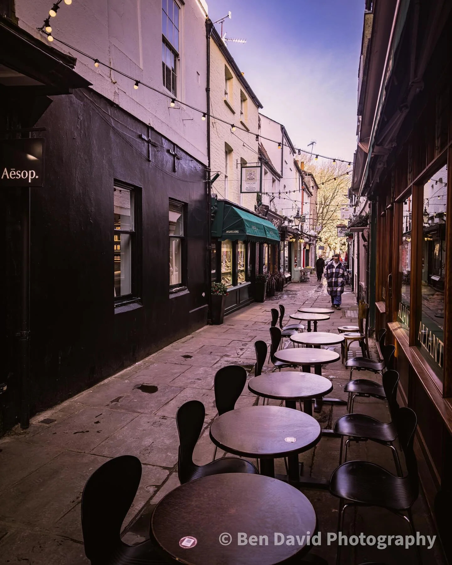 Richmond 
.
.
One day I visited one of favourite places from tv show of ted lasso in Richmond 
.
.
📷 IPhone 15 pro max 24 mm f-1.78
.
#wintertimes  #lifestyle #travelphotography #photography #instadaily  #lifeculture #tedlasso #richmond