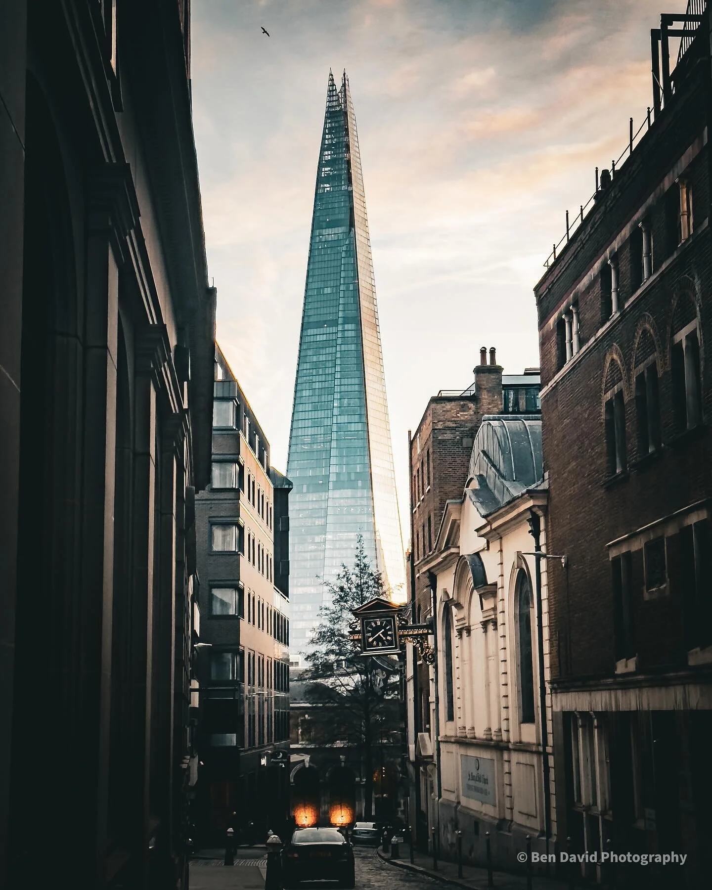 The shard 
.
.
Took a amazing shot of the shard that is seventh tallest skyscraper 
.
.
📷 IPhone 15 pro max 24 mm f-1.78
.
#wintertimes  #lifestyle #travelphotography #photography #instadaily  #lifeculture #theshard #skyscraper