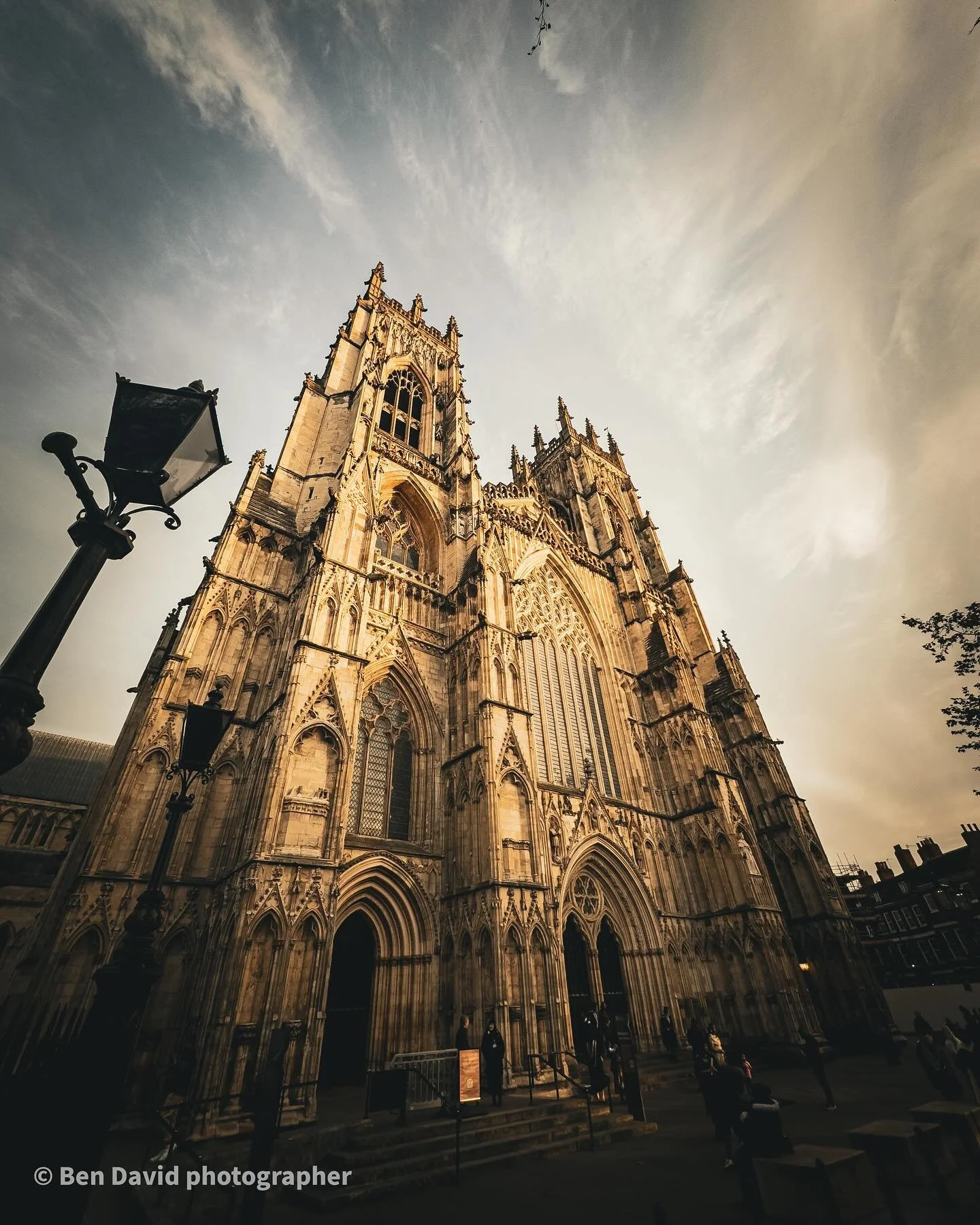 York Minster 
.
.
Low ultra wide shot of York minster formally a Cathedral  in York
.
.
📷 IPhone 15 pro max 13 mm f-2.2
.
#wintertimes  #lifestyle #travelphotography #photography #instadaily  #lifeculture #York #yorkminstercathedral