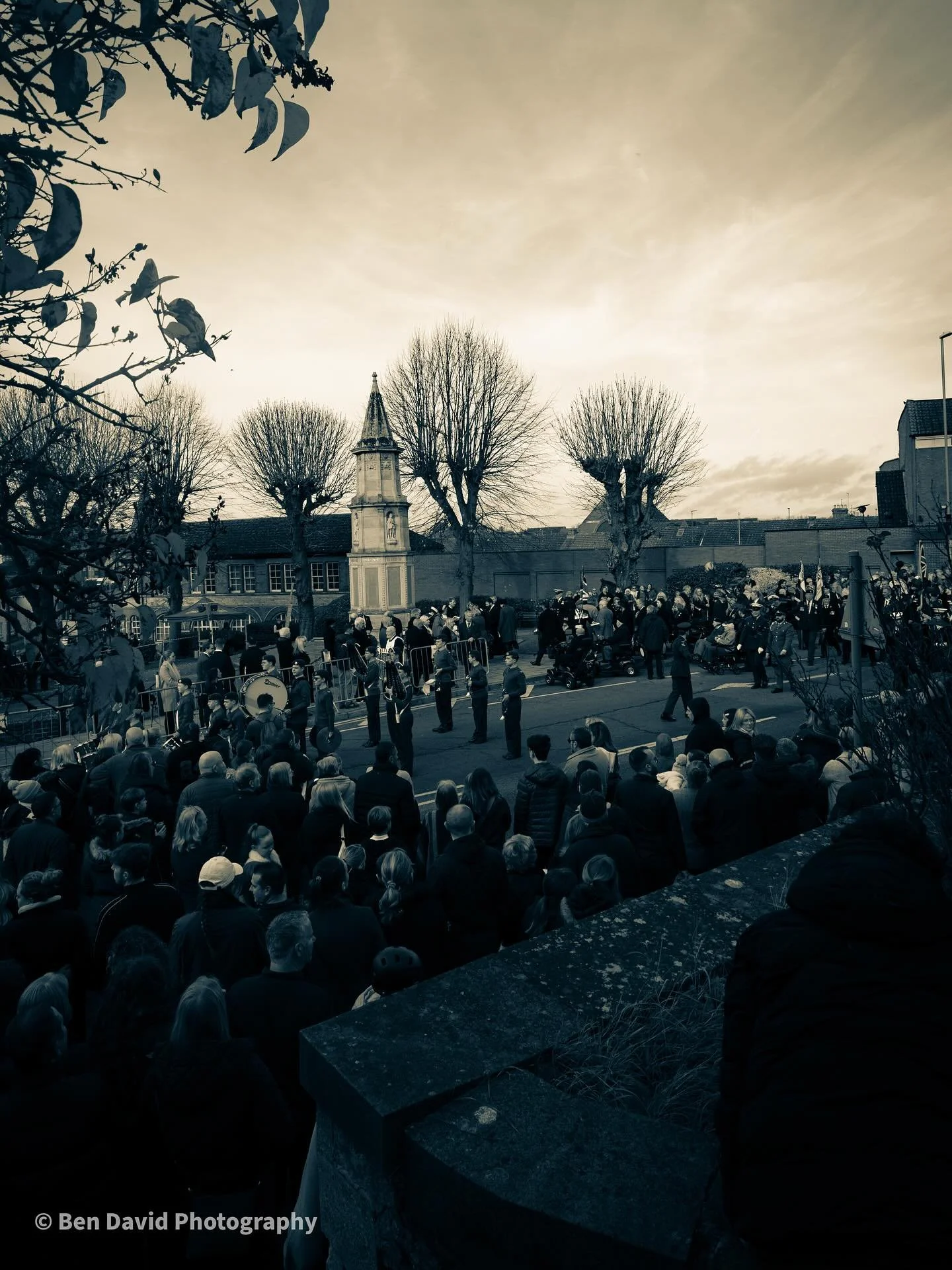 Remembrance Day 🌹
.
.
.
📷 Canon EOS R50 V RF-S14-30mm
.
#autumnvibes  #lifestyle #travelphotography #photography #instadaily  #lifeculture #canon