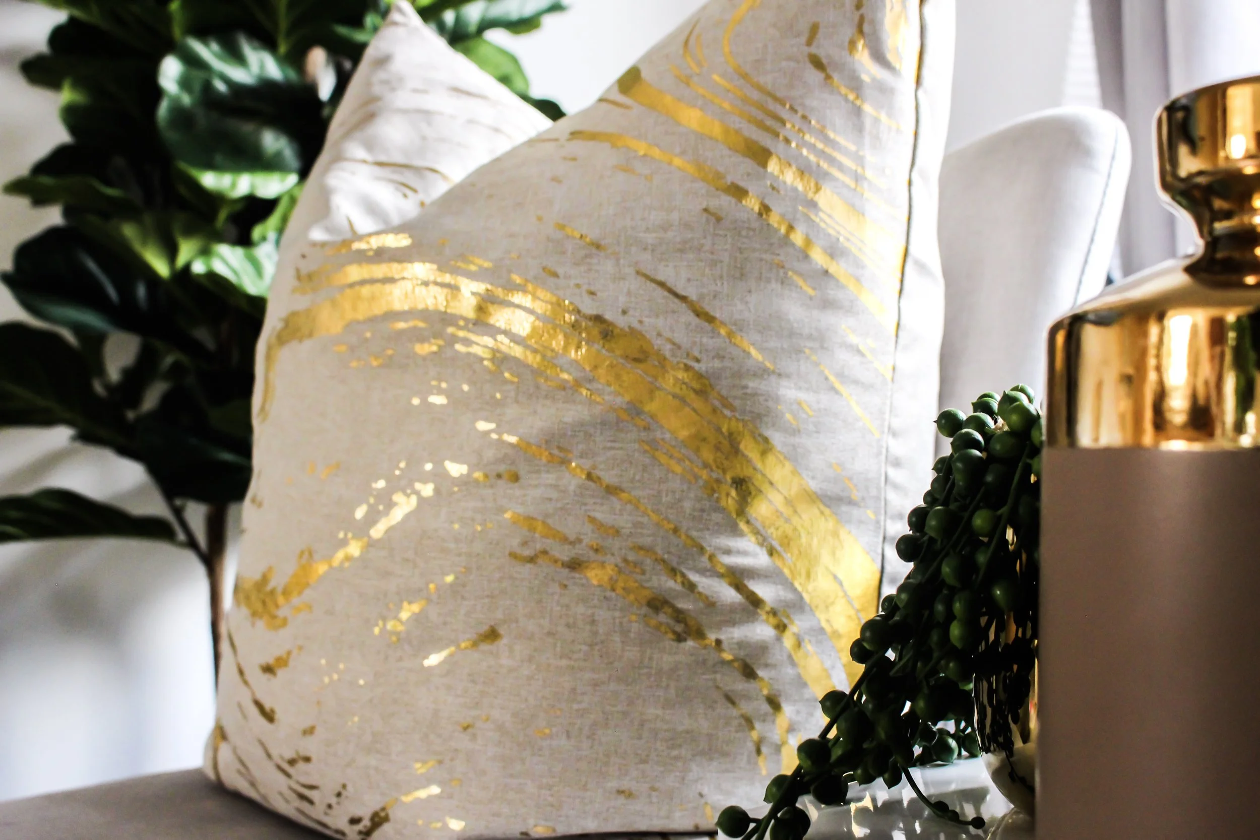 Colourful Throw Pillow Ideas