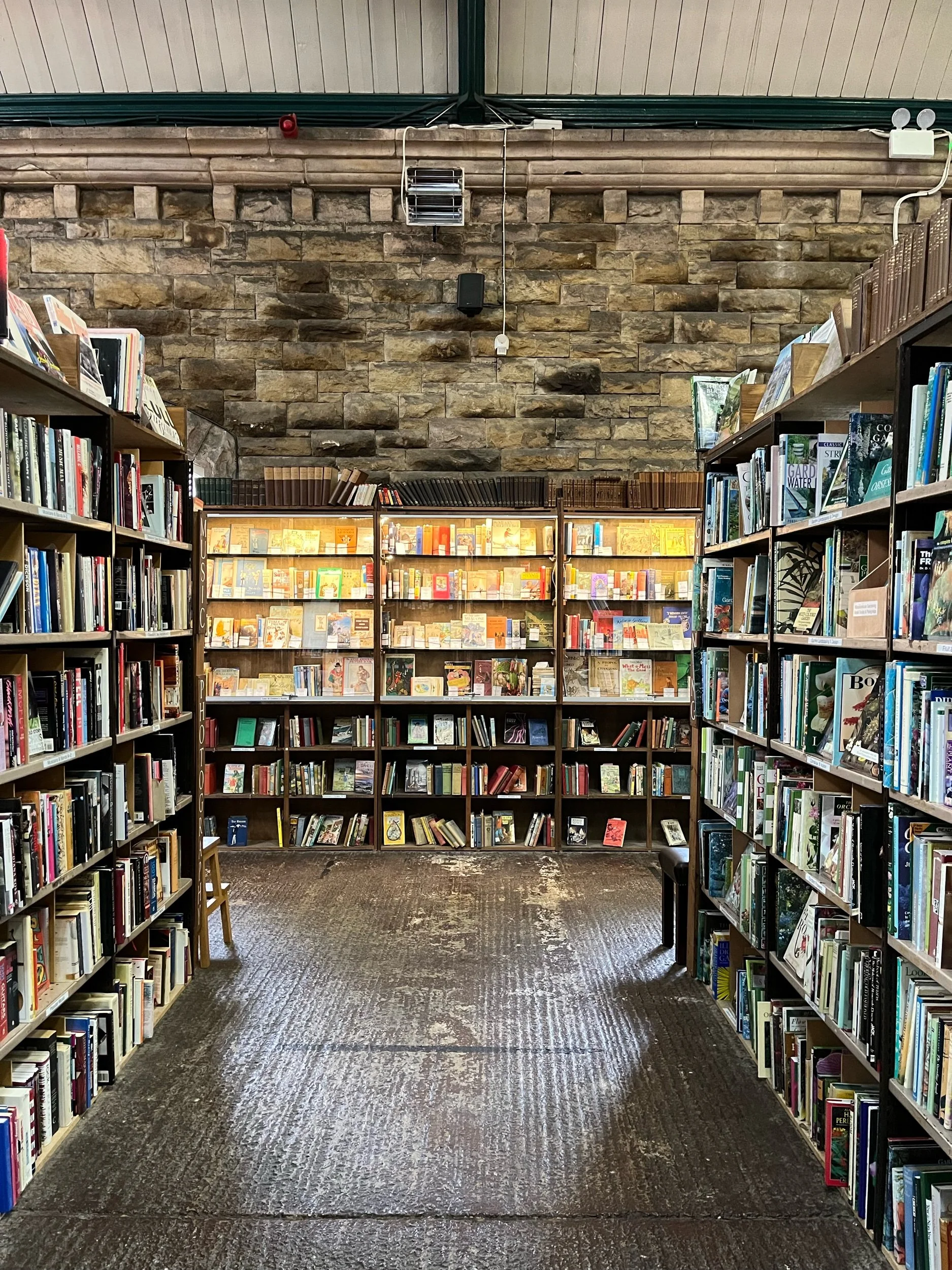 Barter Books in Alnwick, Northumberland (Review!) — Julia's Bookcase