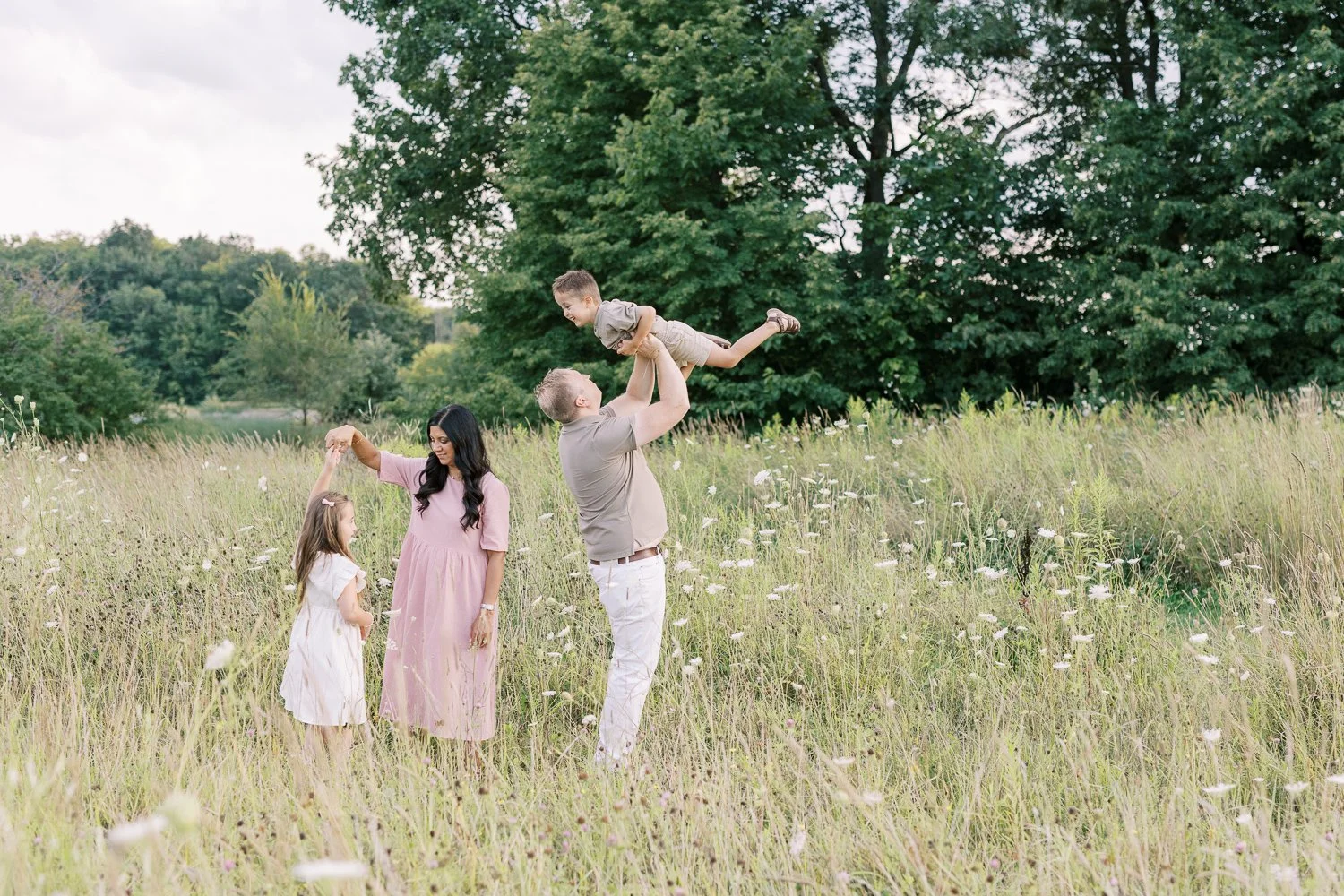 A Wildflower Mini Session at City View Park, Burlington