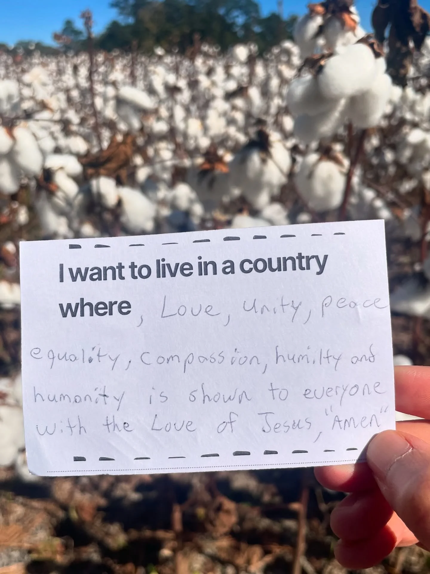 The audience notecards, which are filled out as they listen to us perform, are a continuation from past Gather Hear tours. They never cease to renew my love for the people who call this land home, and gratitude for the generosity of those who choose