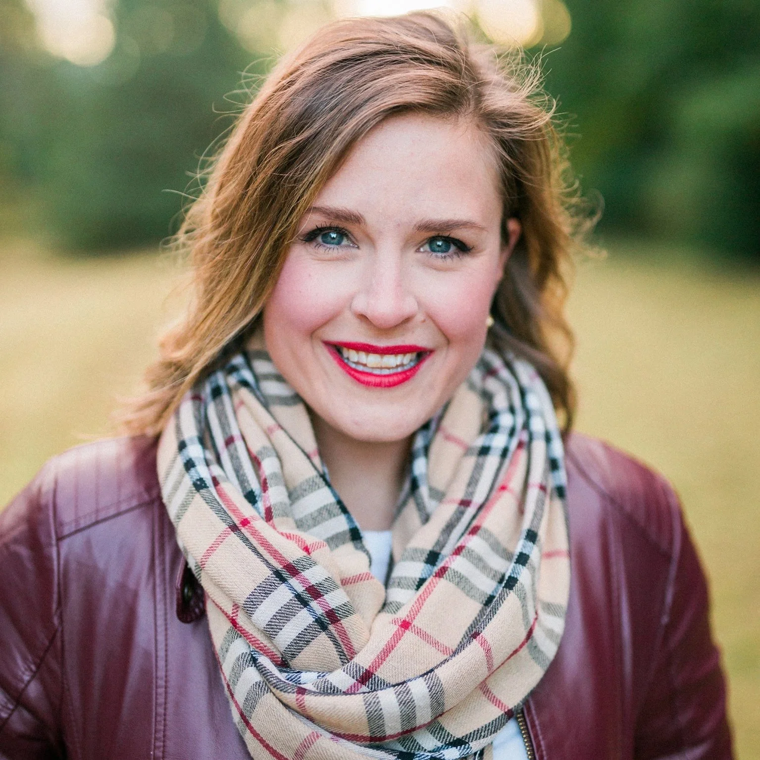 005: Walking Away From Jobs, Relationships and Friends That Don't Serve You with Tabitha Lavoie