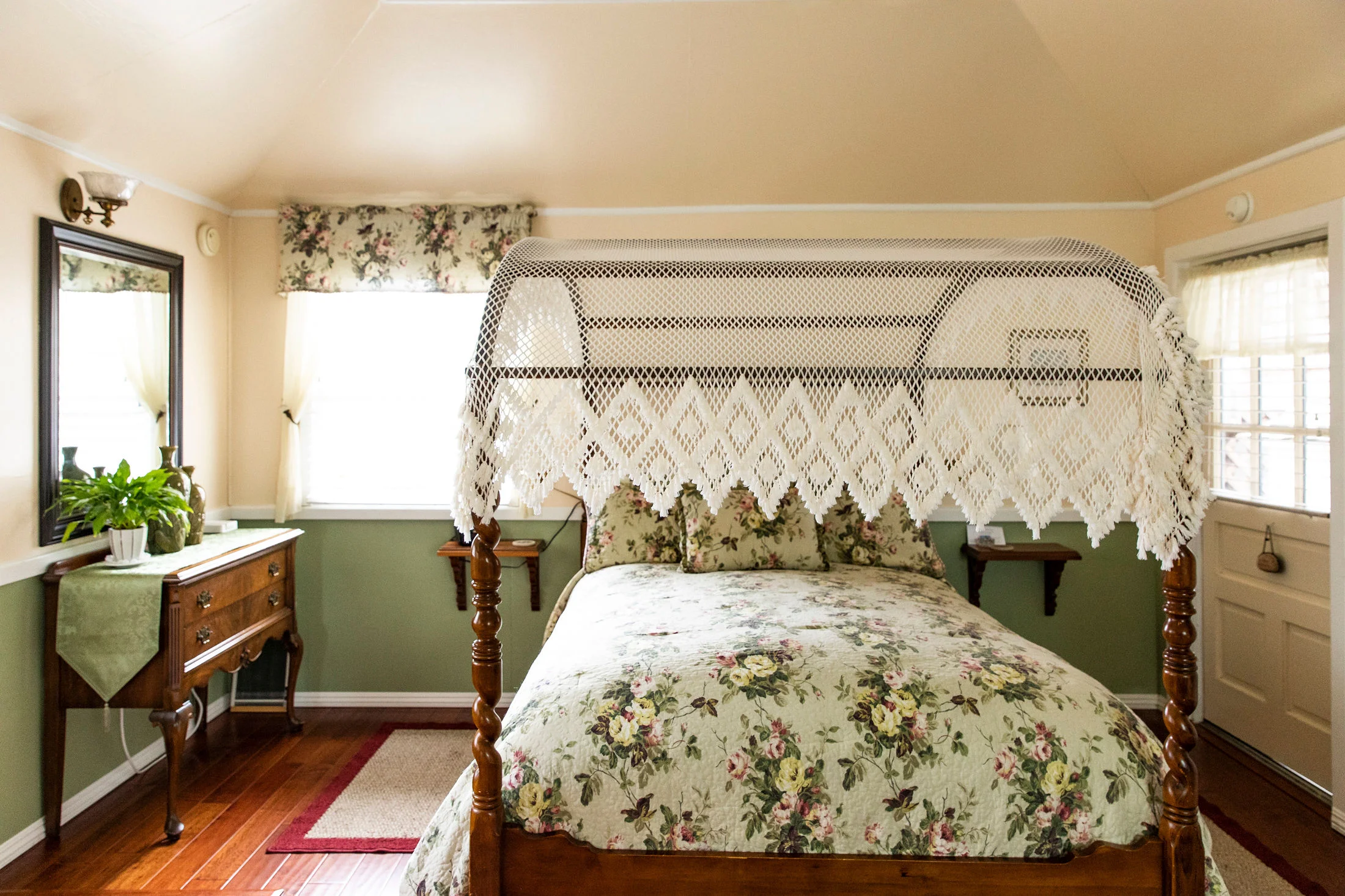 antique furnishings in the Caspar Cottage at The Headlands Inn in Mendocino, California