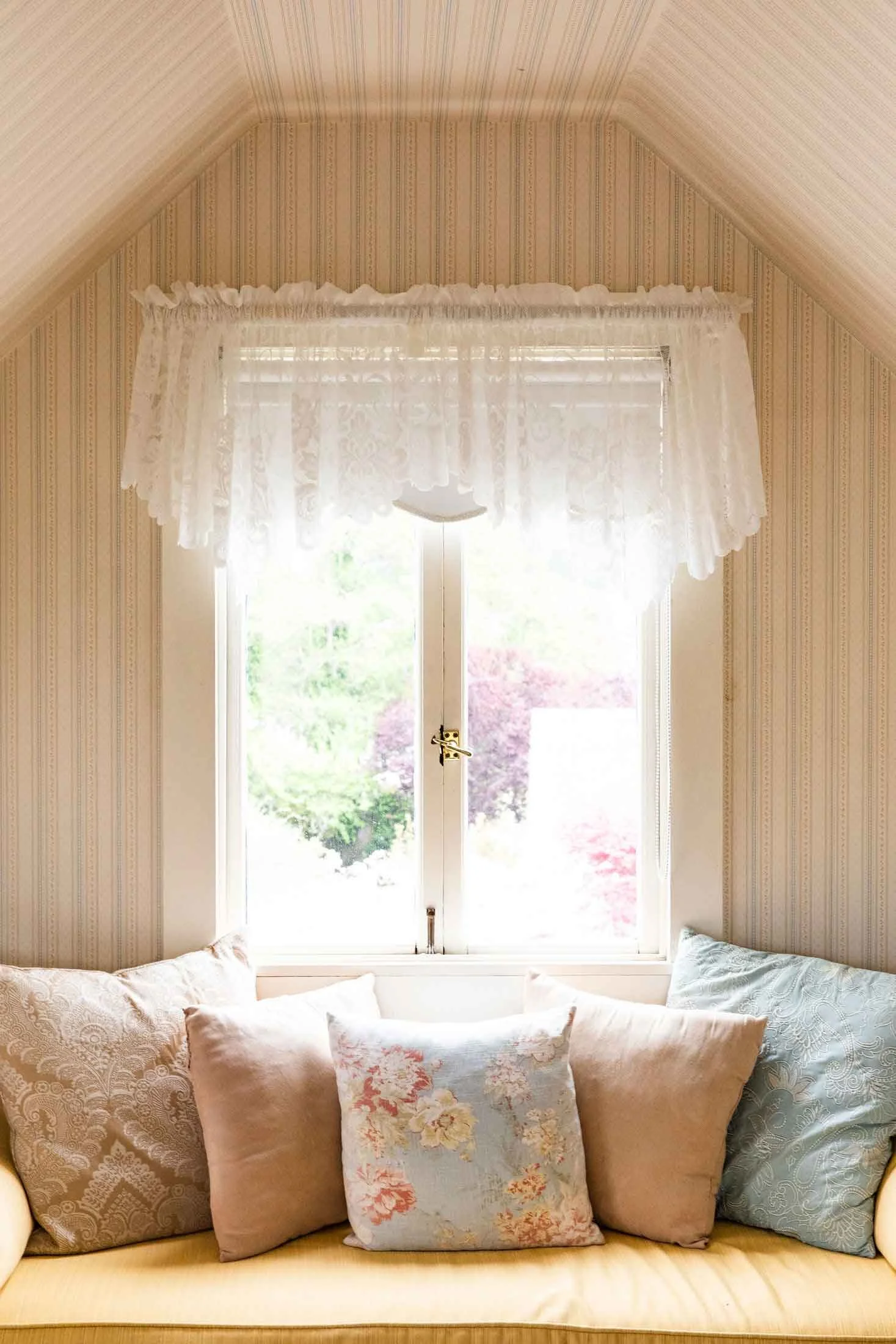 george-switzer-headlands-inn-bed-breakfast-mendocino-couples.jpg