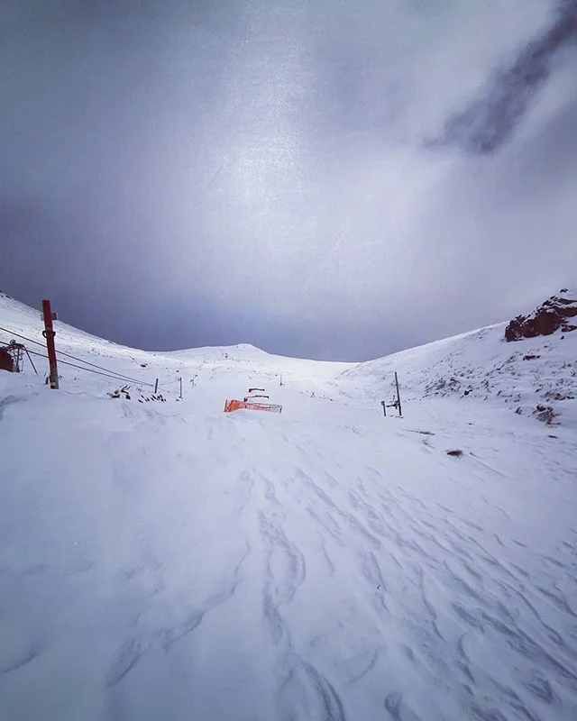 After a slow start to the season things are looking on track to open this coming weekend! 
We have a fairly sound base with enough snow to ski the shirt front line.
Stay posted later this week for updates! 
#skitheclubbies #skihanmer #hanmerspringskiarea #hanmersprings #christchurchnz #nzmustdo #nzclubfields #nz #nzclubbies #winter #snow