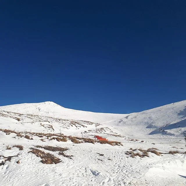 Word from the hill is that the snow conditions are superb!! These pics taken by manager Ben just yesterday. 
The Poma was closed today due to wind around the tops, setting you up nicely for your weekend visit! 
We'll have fresh grooming for you on the Shirtfront and don't be fooled by the tussocks, the Bordeaux Basin has treats in store! 
Bring the kids to get them going on the friendliest nutcracker in the country and explore the wonders of your fun, laid back, un crowded mountain. 
Always keep an eye on our snow report to be on top of the latest. 
Cheers, 
Amuri Ski Club Committee 
#skihanmer #skitheclubbies #hanmersprings #nzmustdo #hanmerspringsskiarea