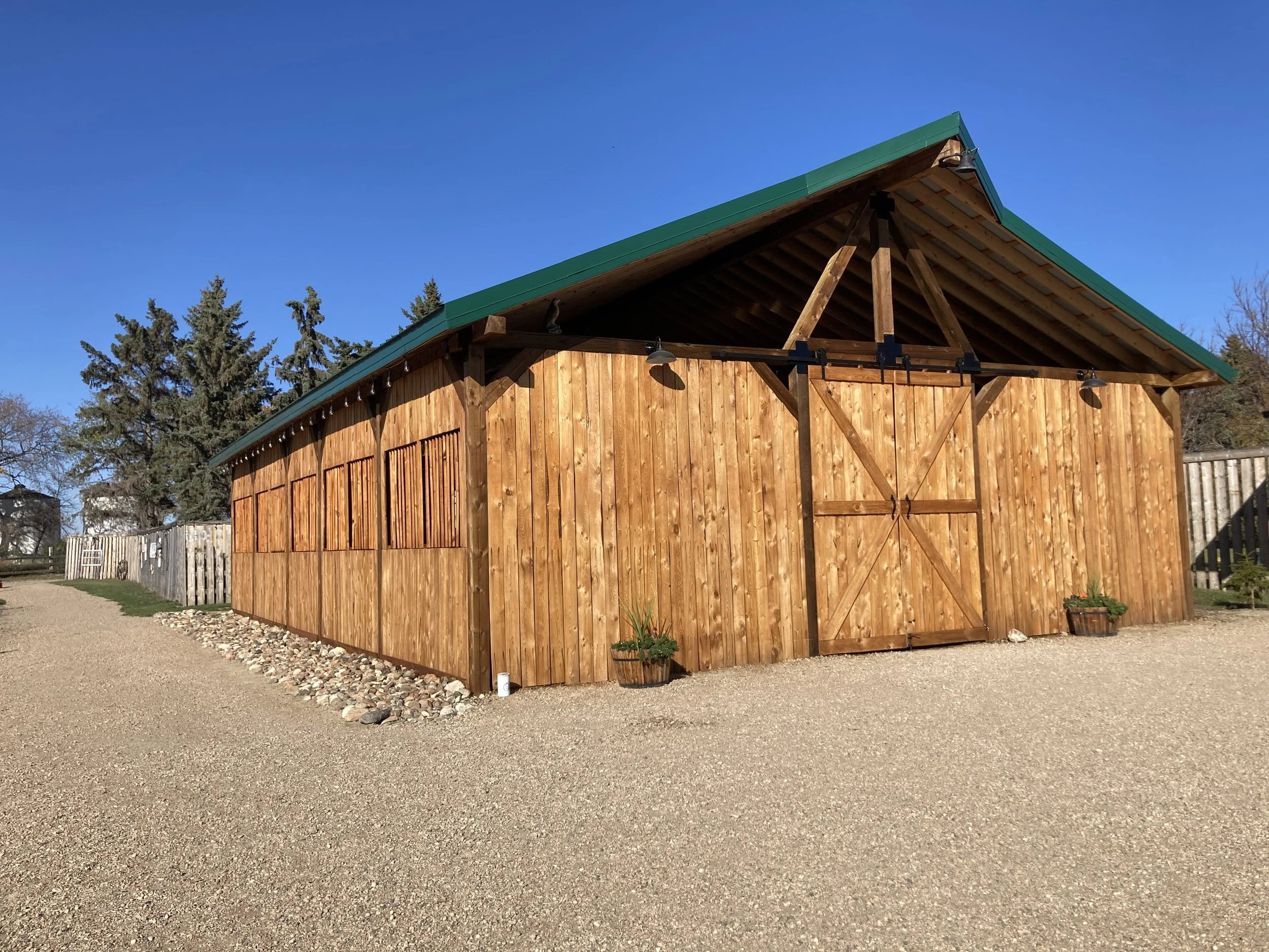 outside of reception build.JPG