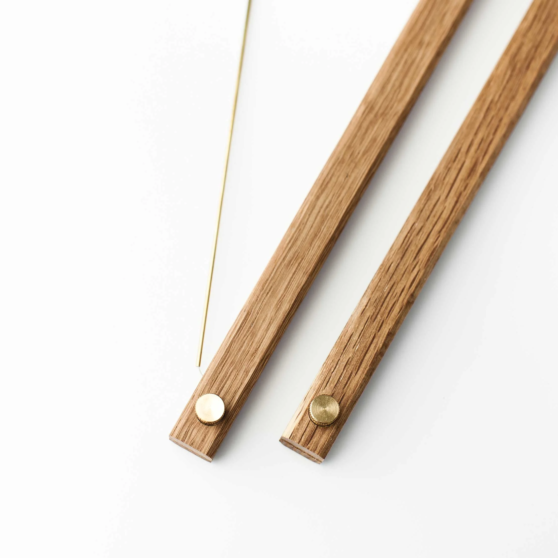 hanger-detail-01.jpg
