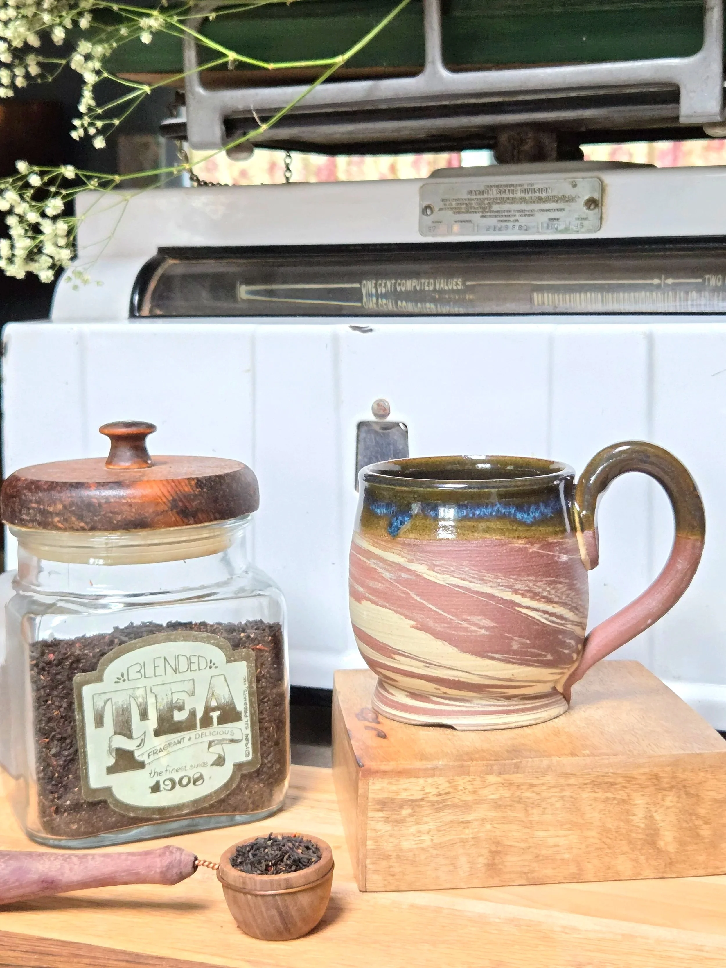 Mug with exposed marbling (see details)