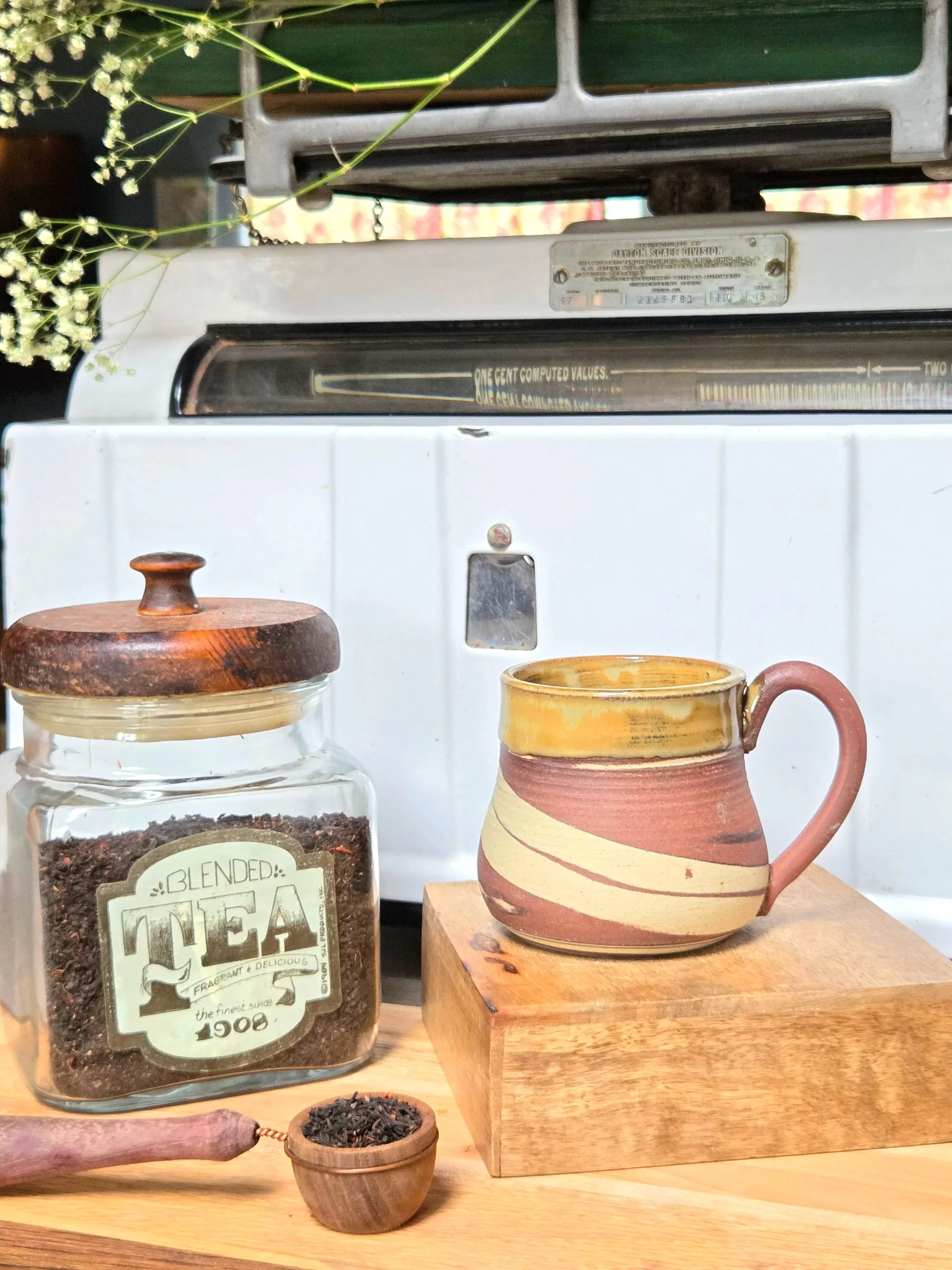 Teacup with exposed marbling (see details)