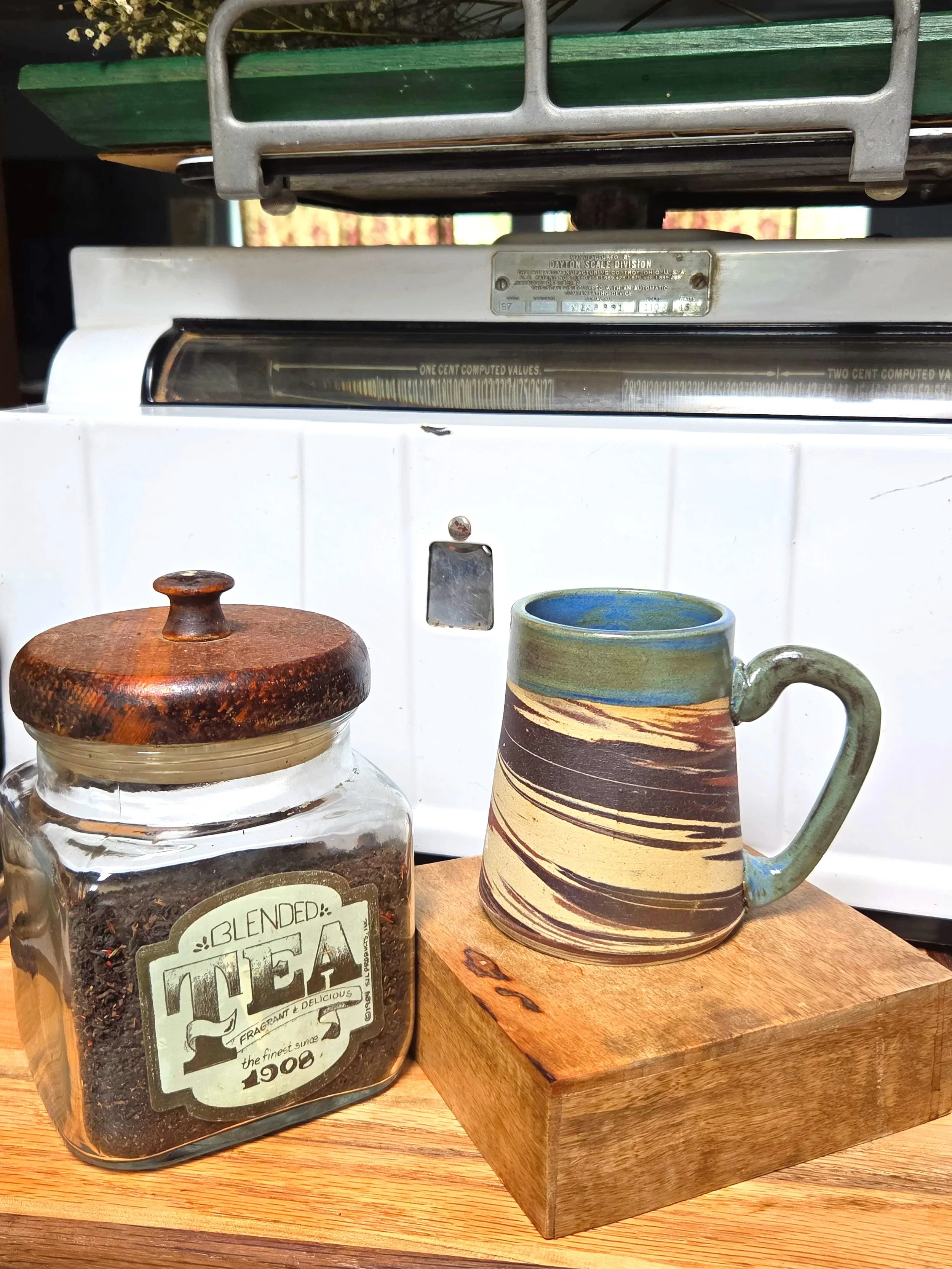 Mug with exposed marbling (see details)
